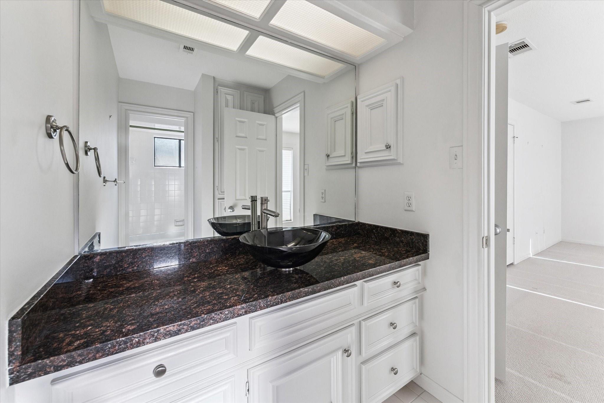 1815 Potomac Drive # C