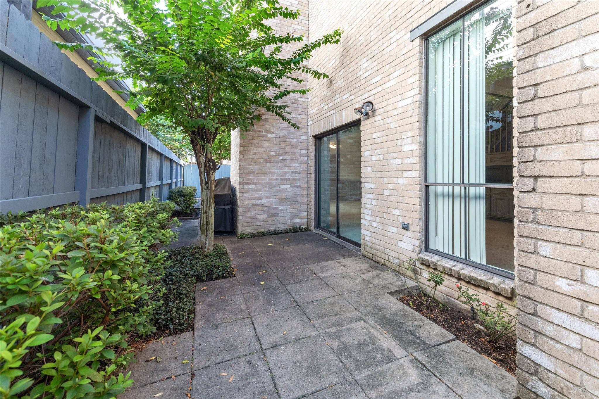 1815 Potomac Drive # C