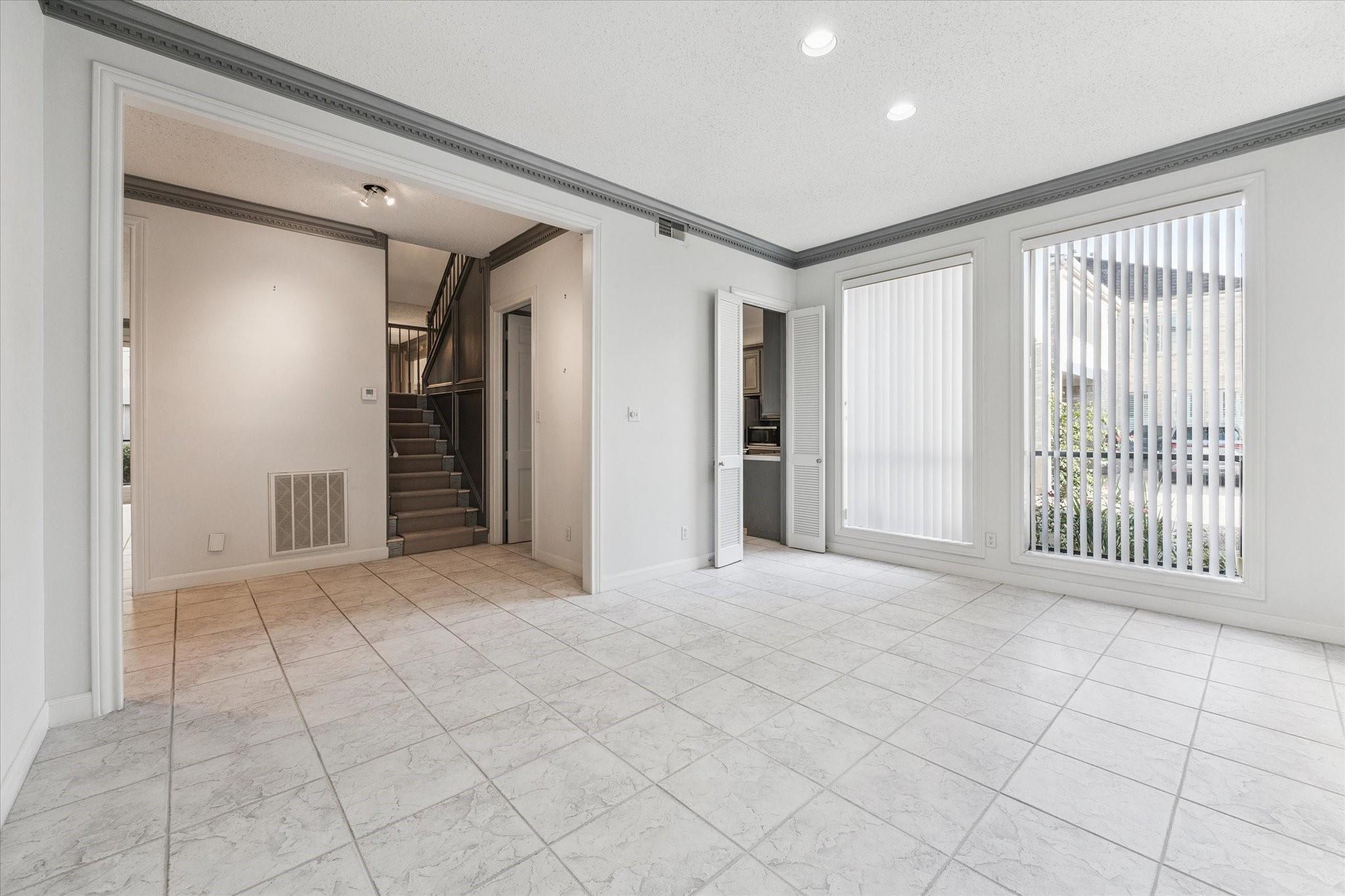 1815 Potomac Drive # C