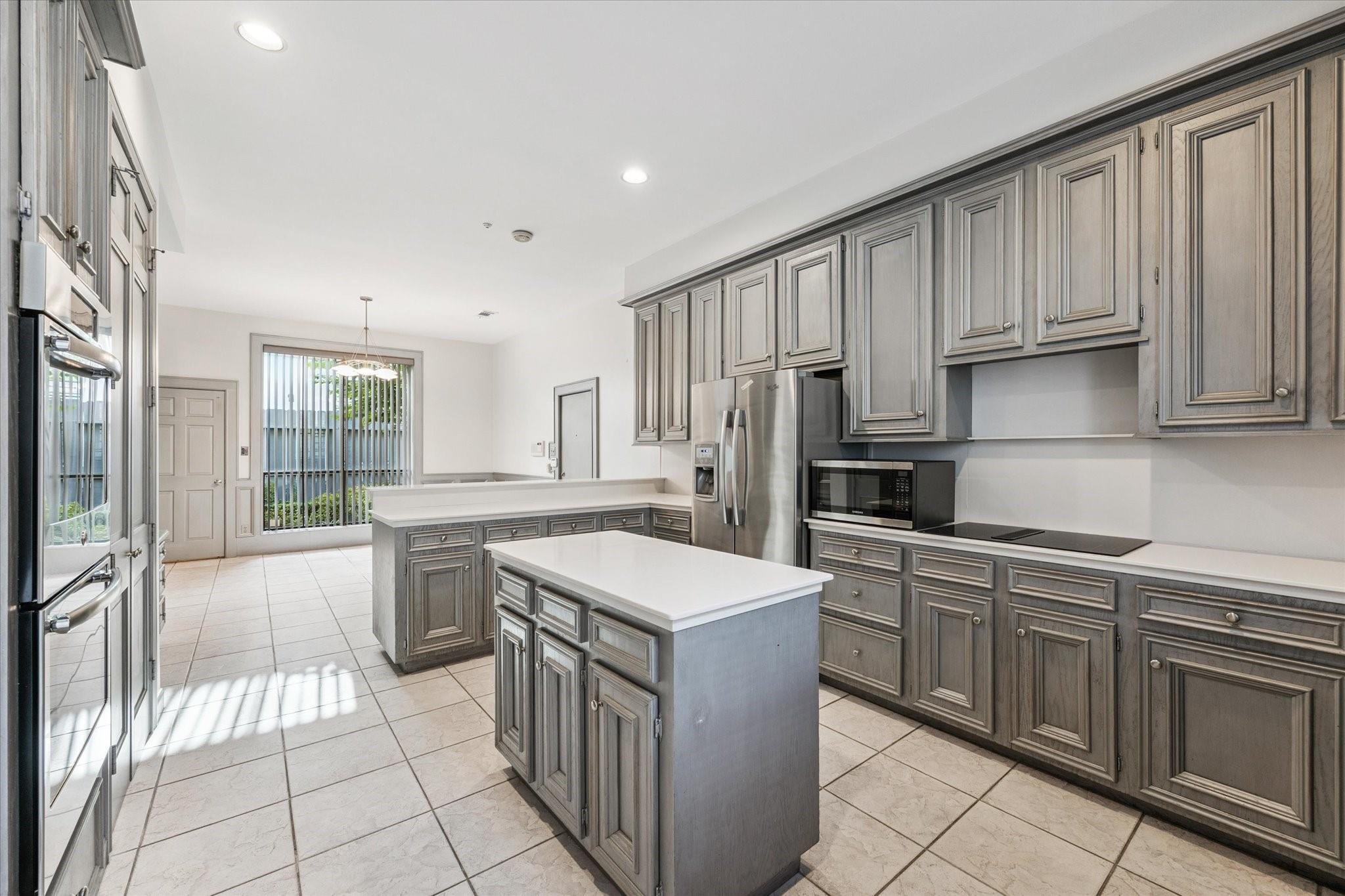 1815 Potomac Drive # C