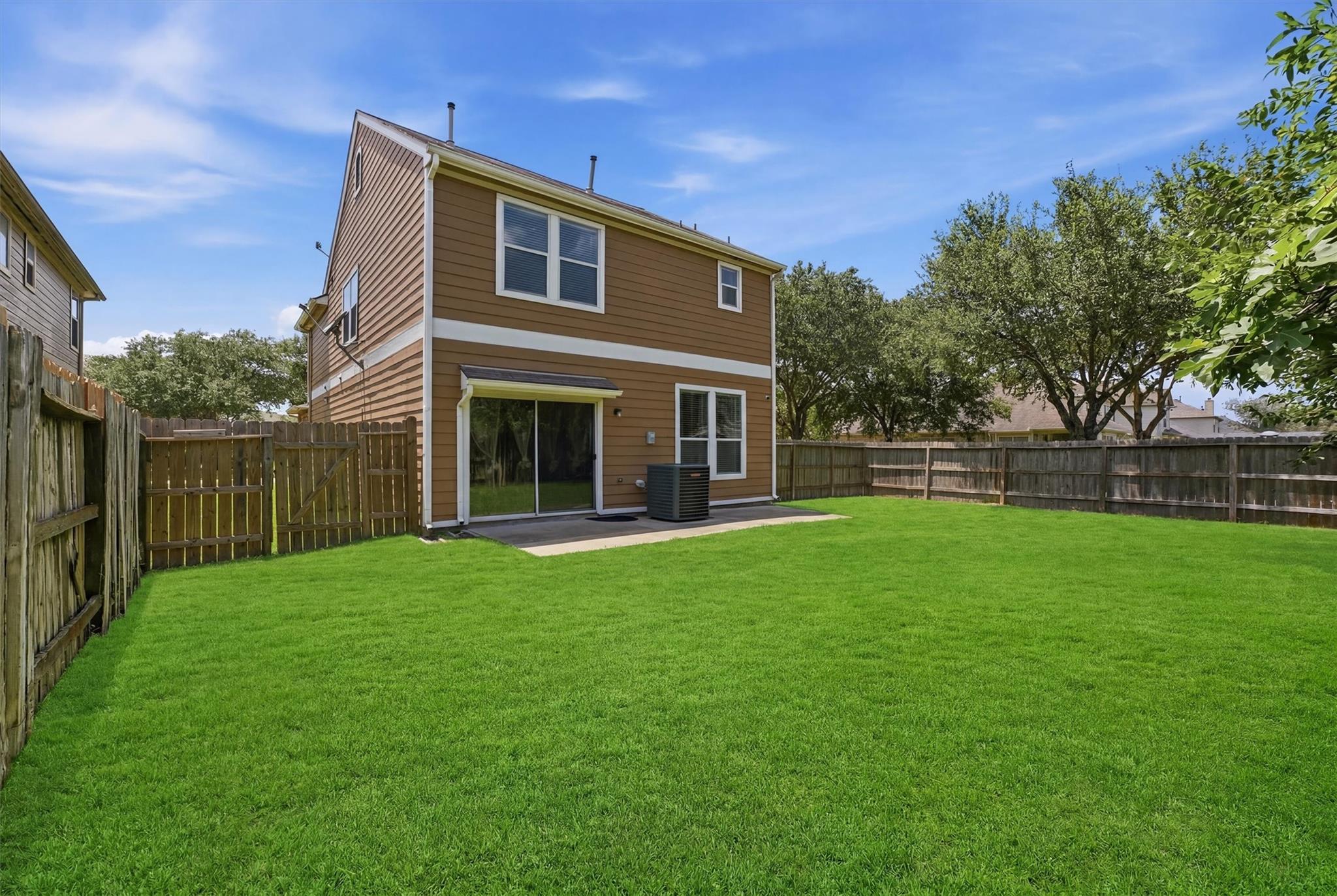 2903 Edgewick Elm Street