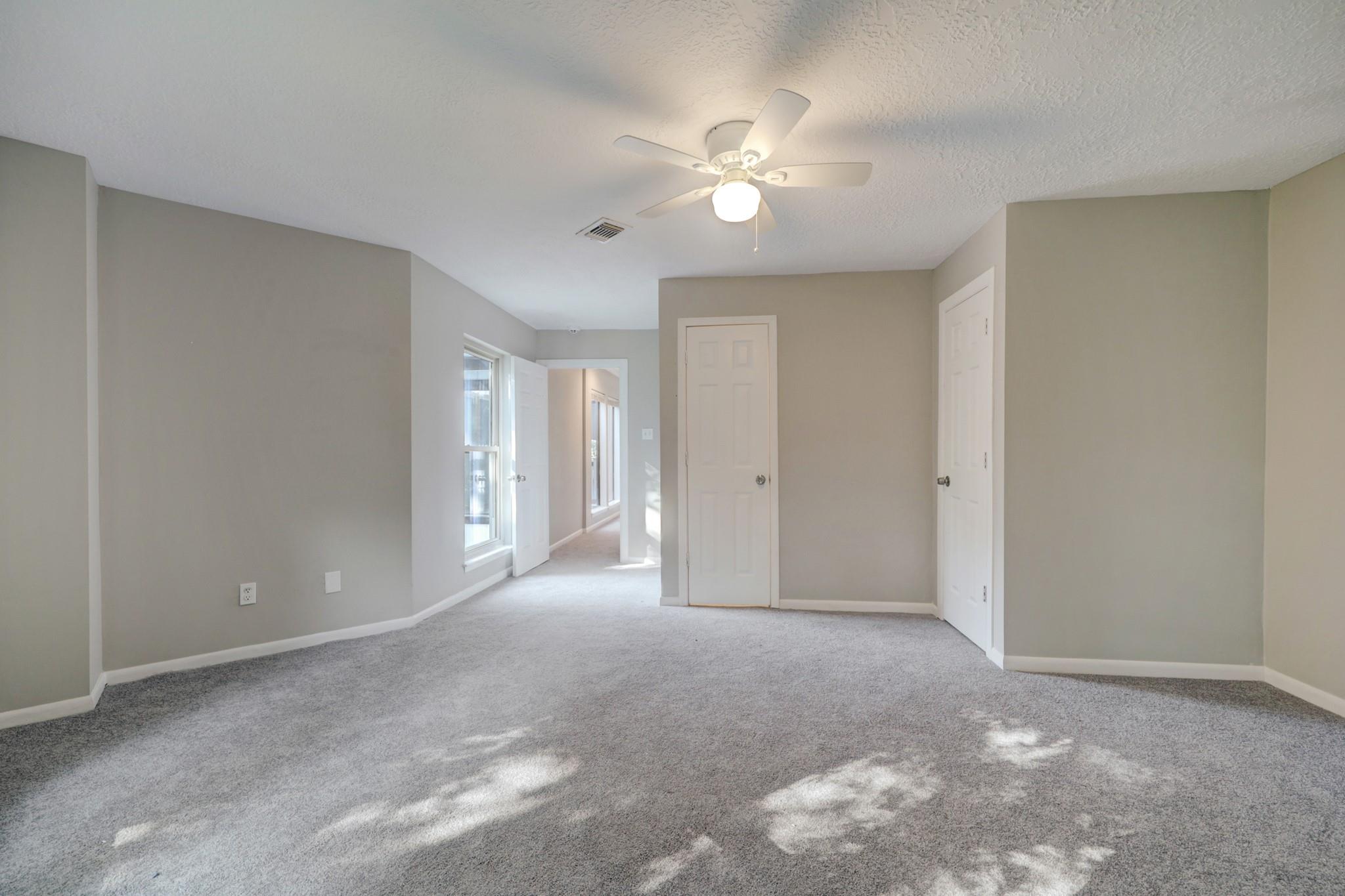 20019 Legend Oak Drive