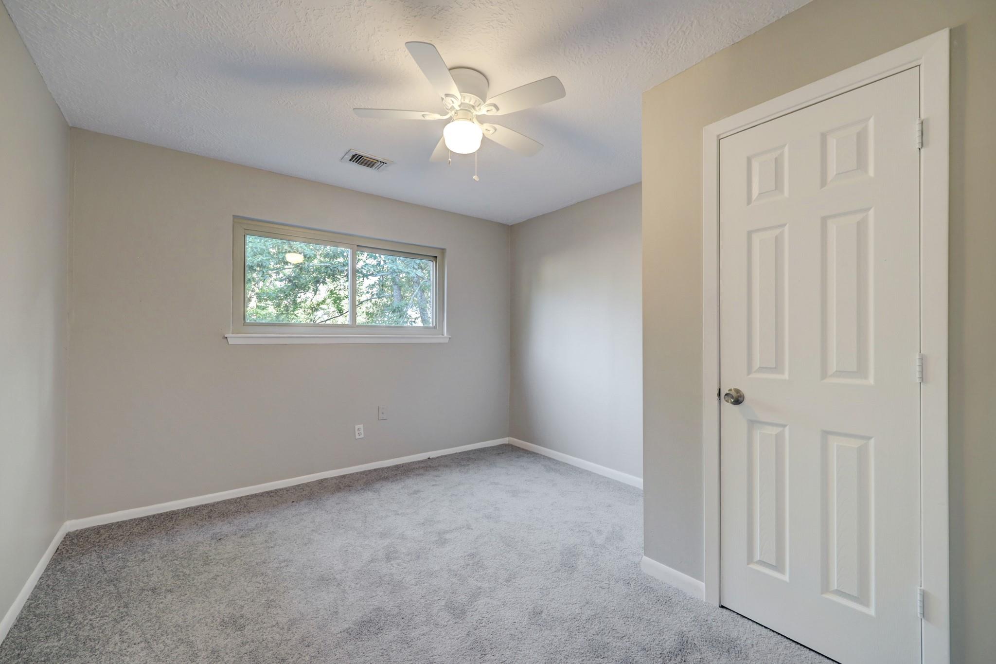 20019 Legend Oak Drive