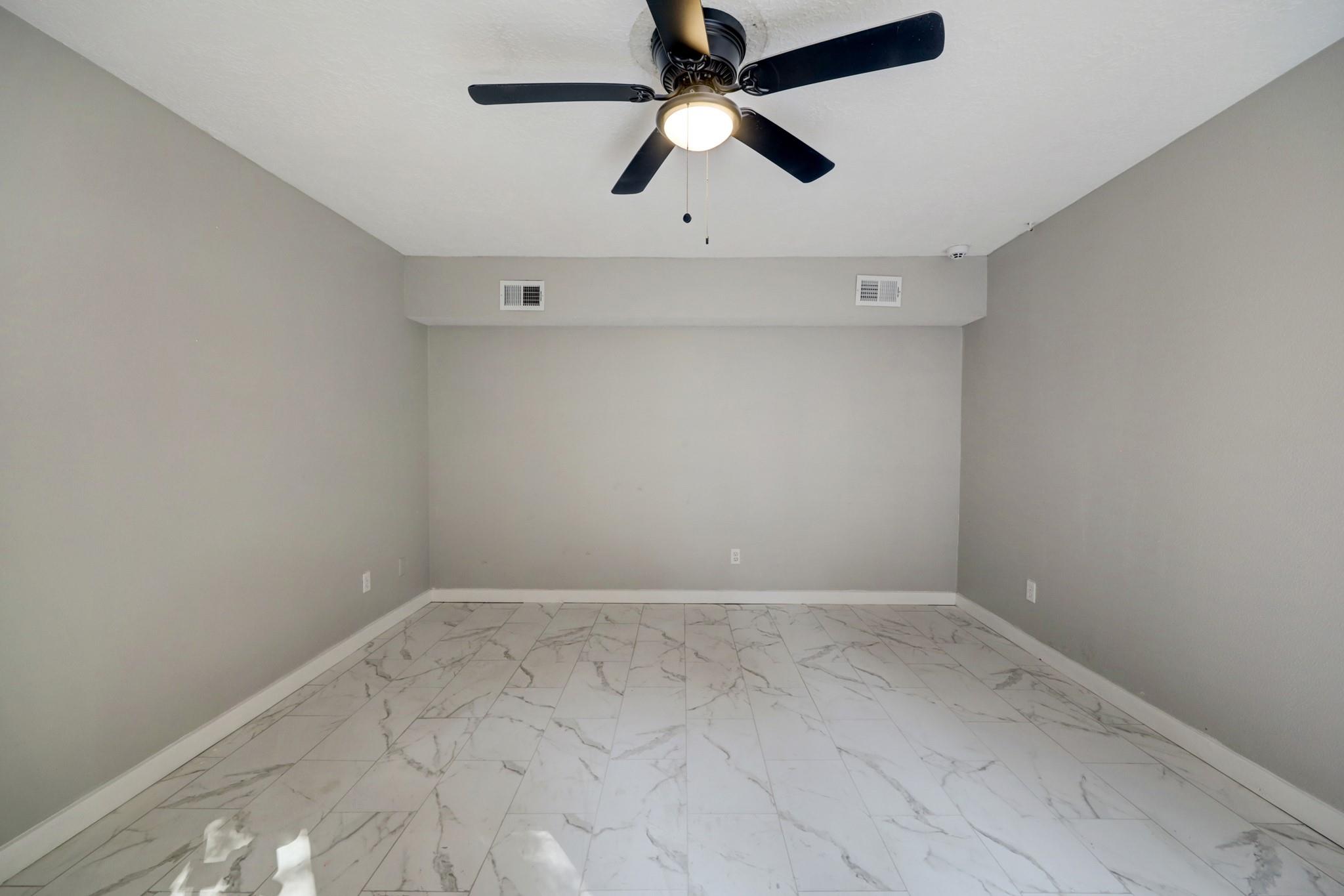 20019 Legend Oak Drive