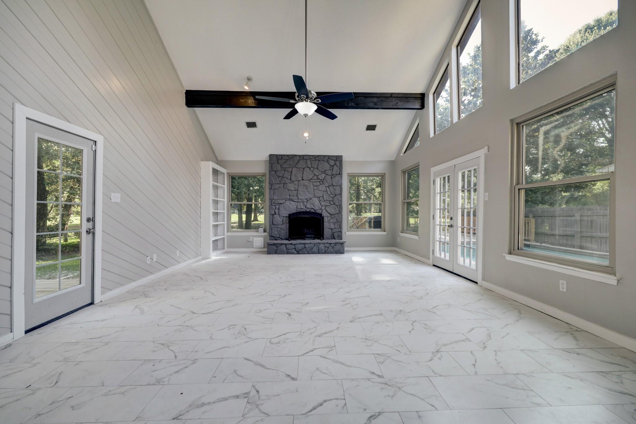 20019 Legend Oak Drive