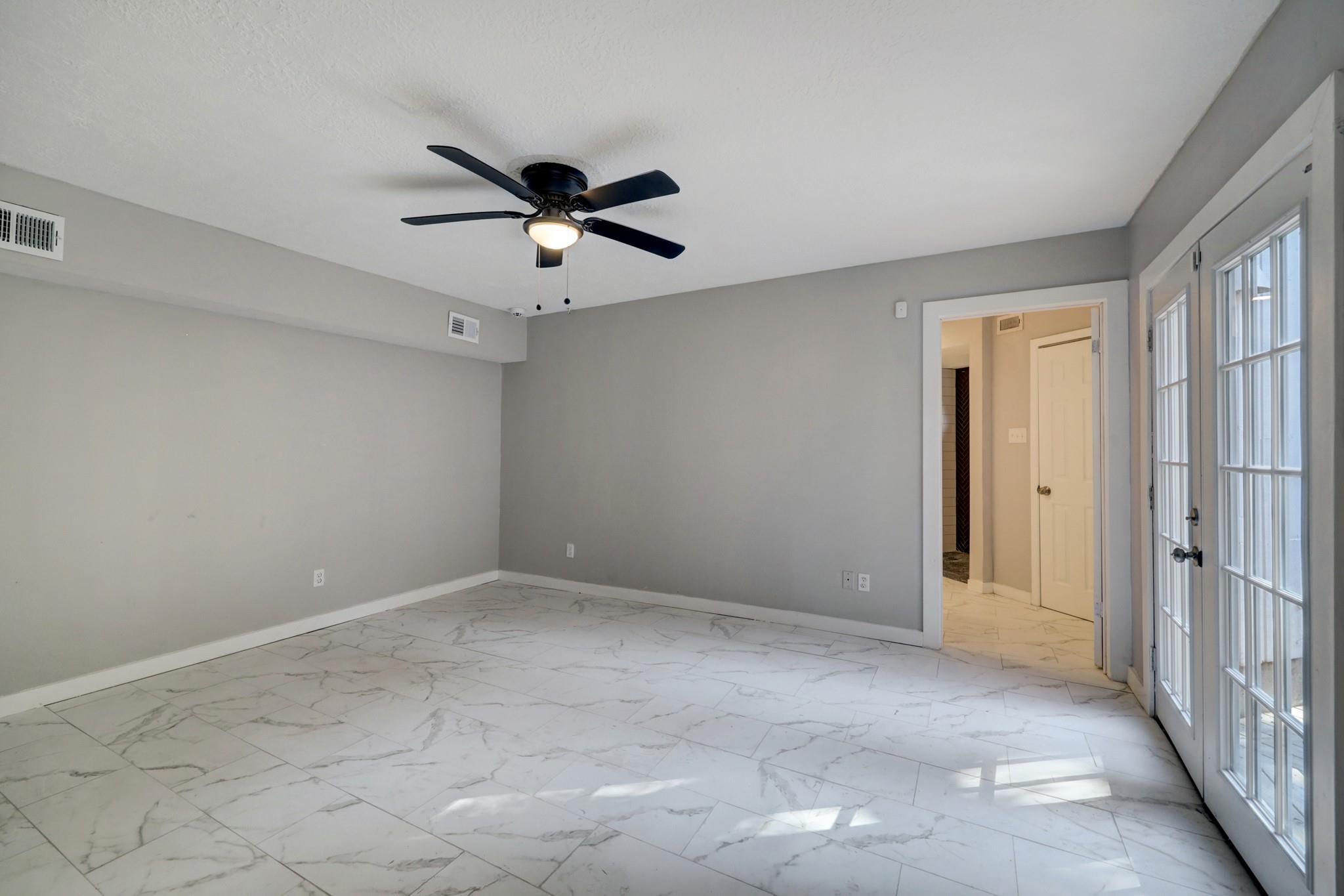20019 Legend Oak Drive