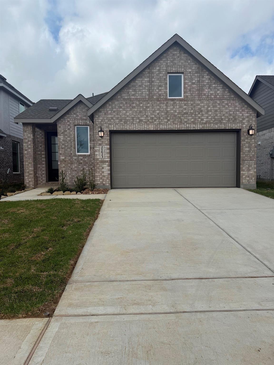 21623 Colonial Meadow Creek Trail