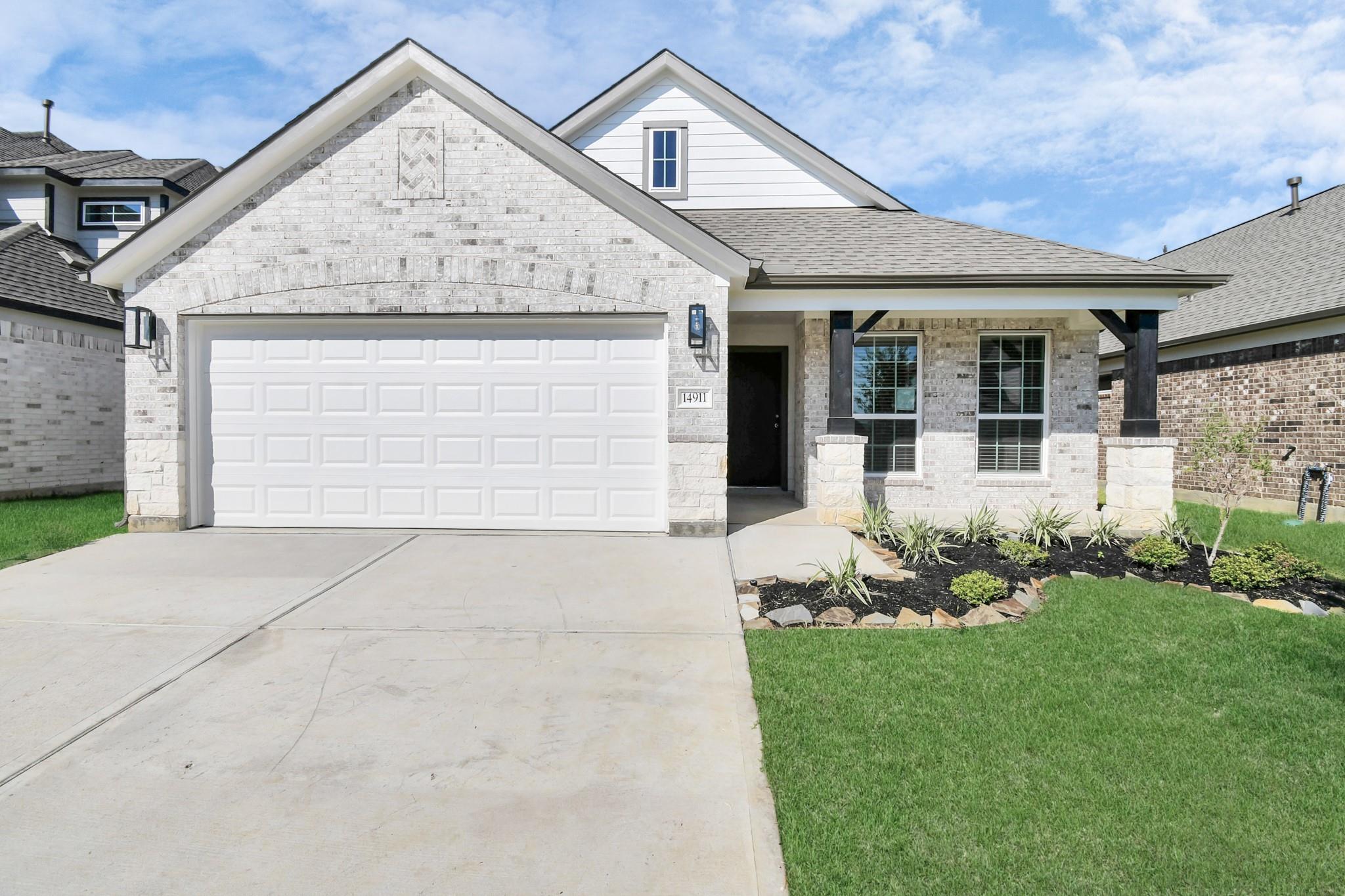 14911 Royal Leaf Drive