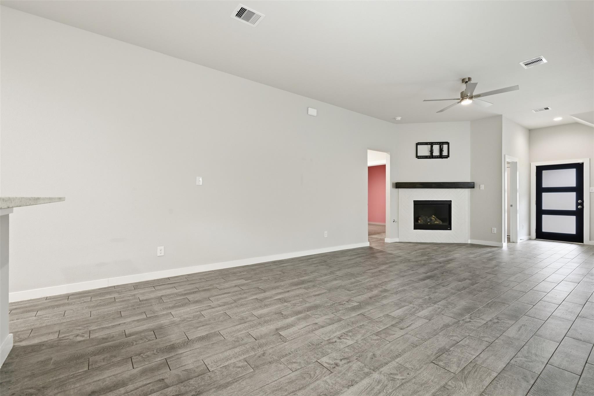 2742 Oakleaf Ash Lane