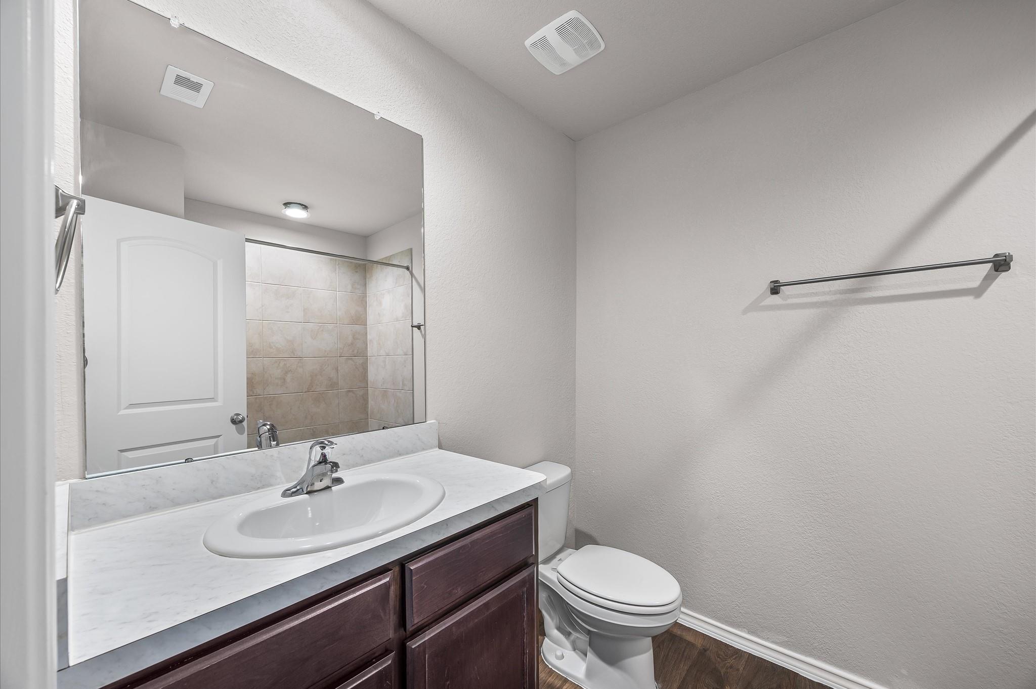 23522 Wedgewood Cliff Way