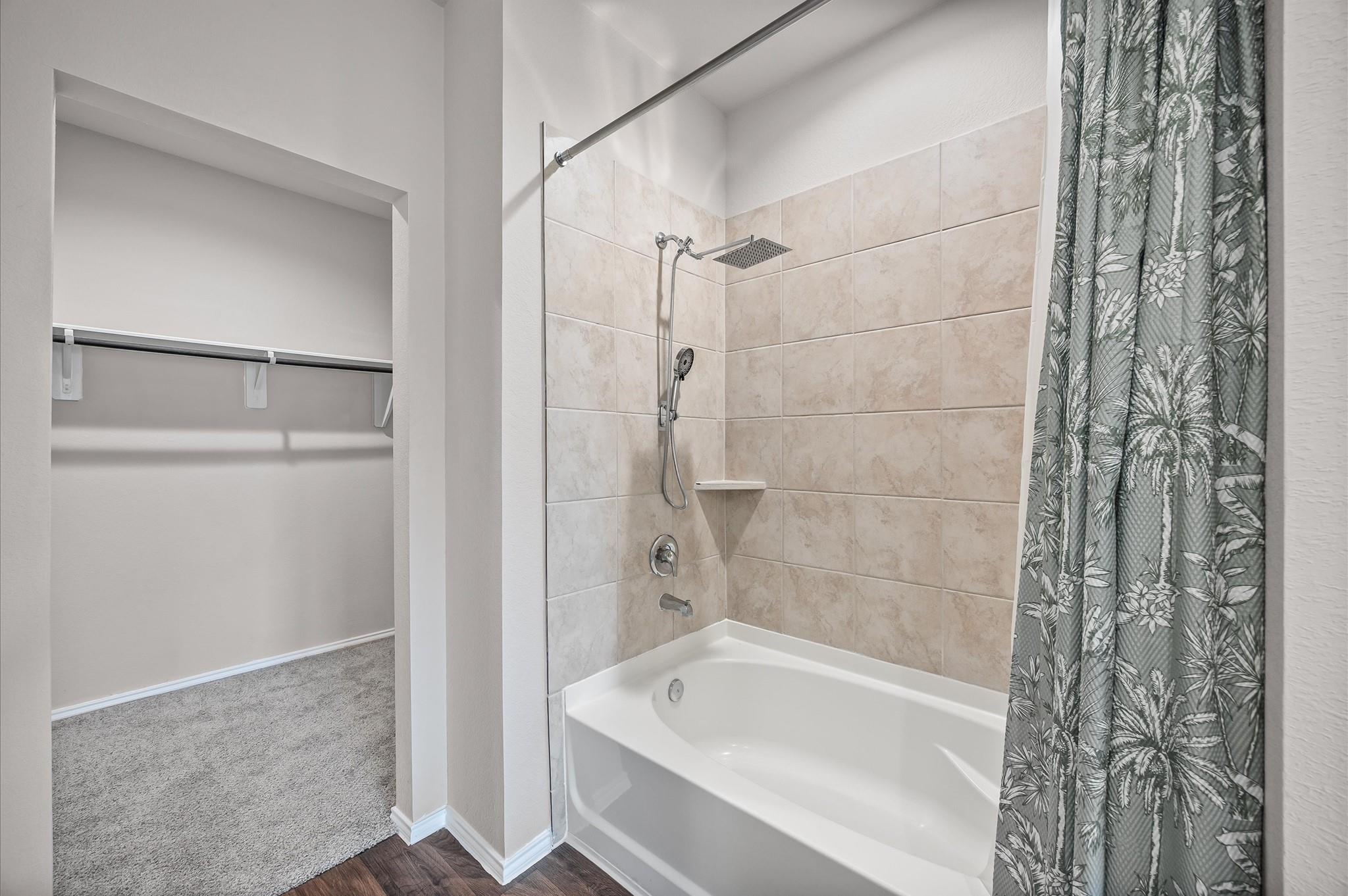 23522 Wedgewood Cliff Way