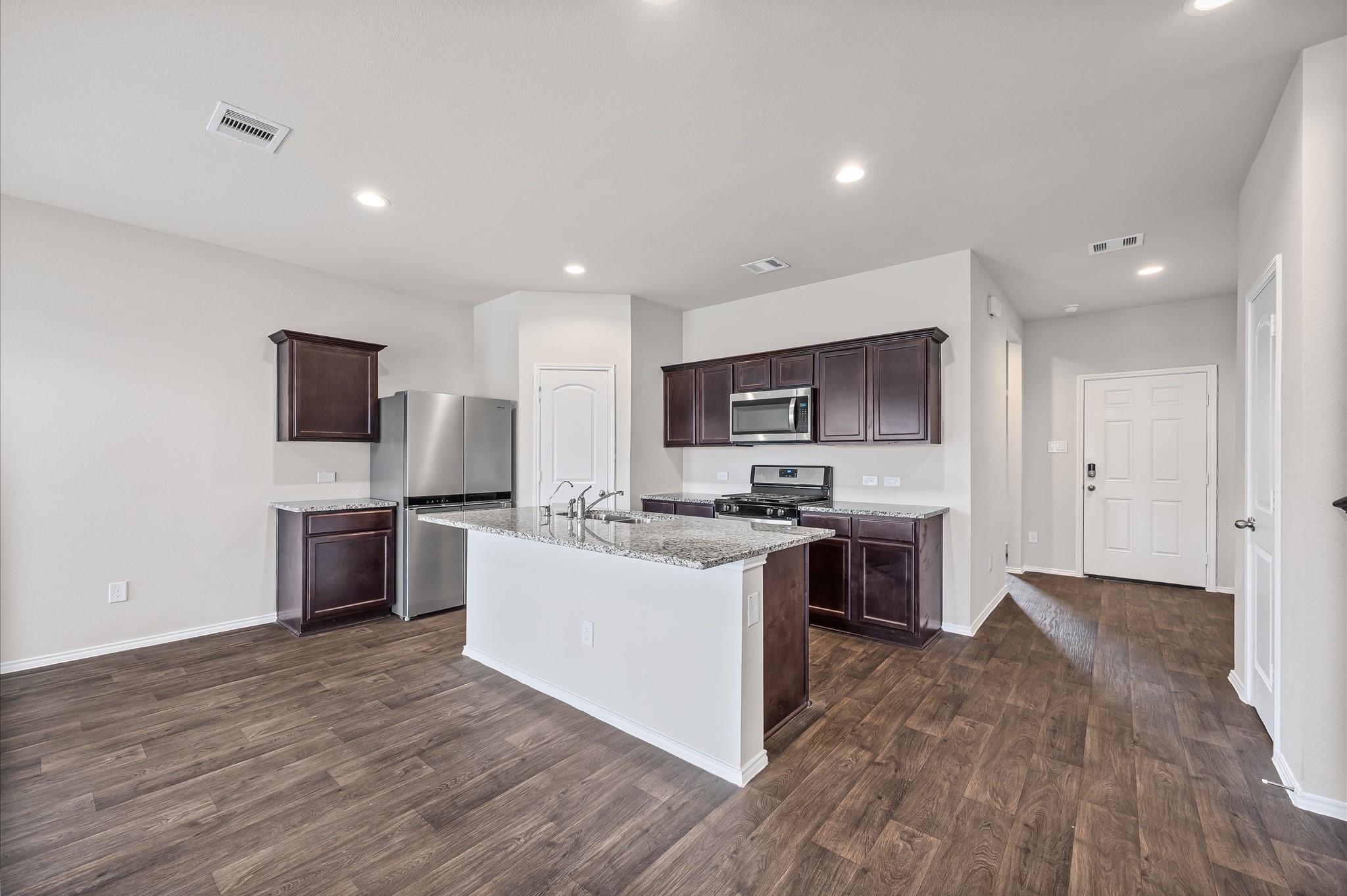 23522 Wedgewood Cliff Way