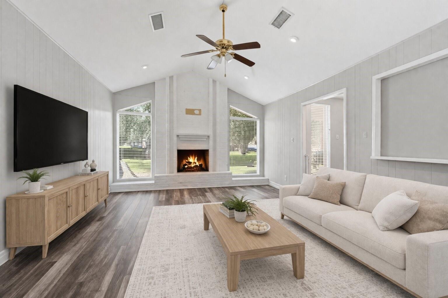 2408 Chelmsford Court