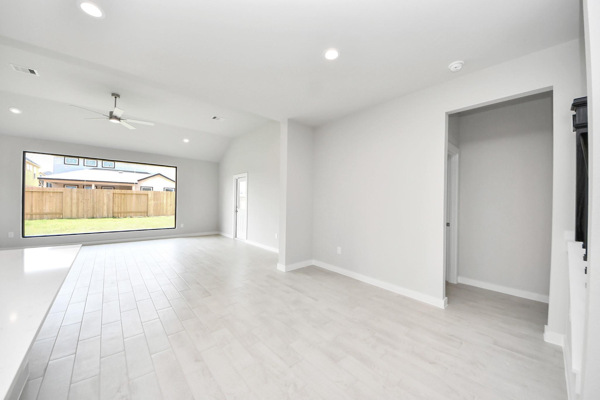 24503 Bradbury Mount Court