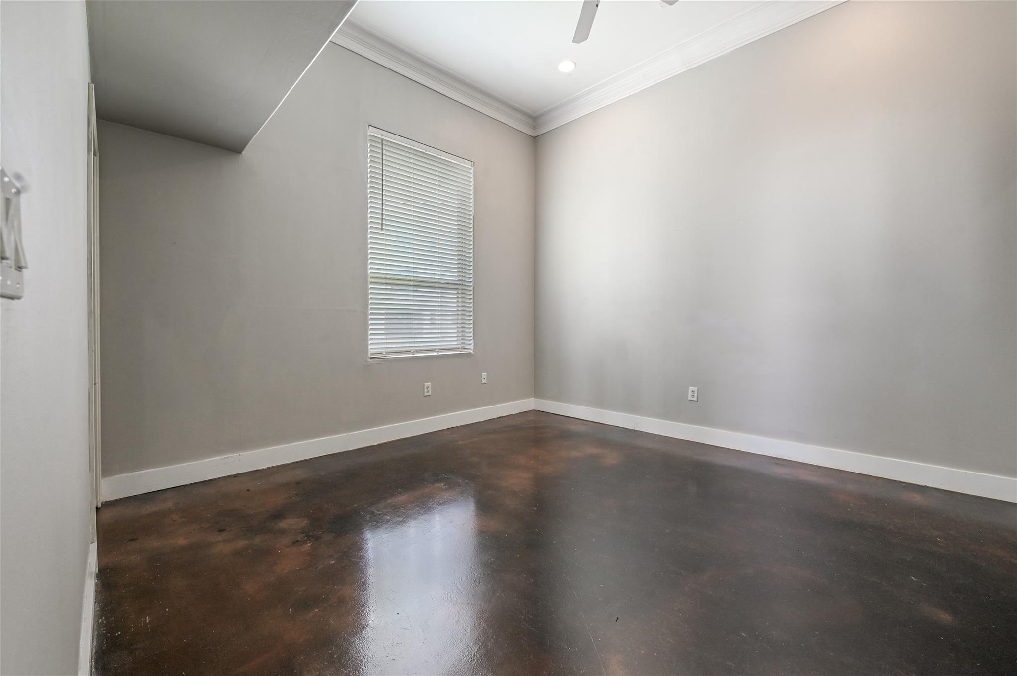 5801 Winsome Lane # 201