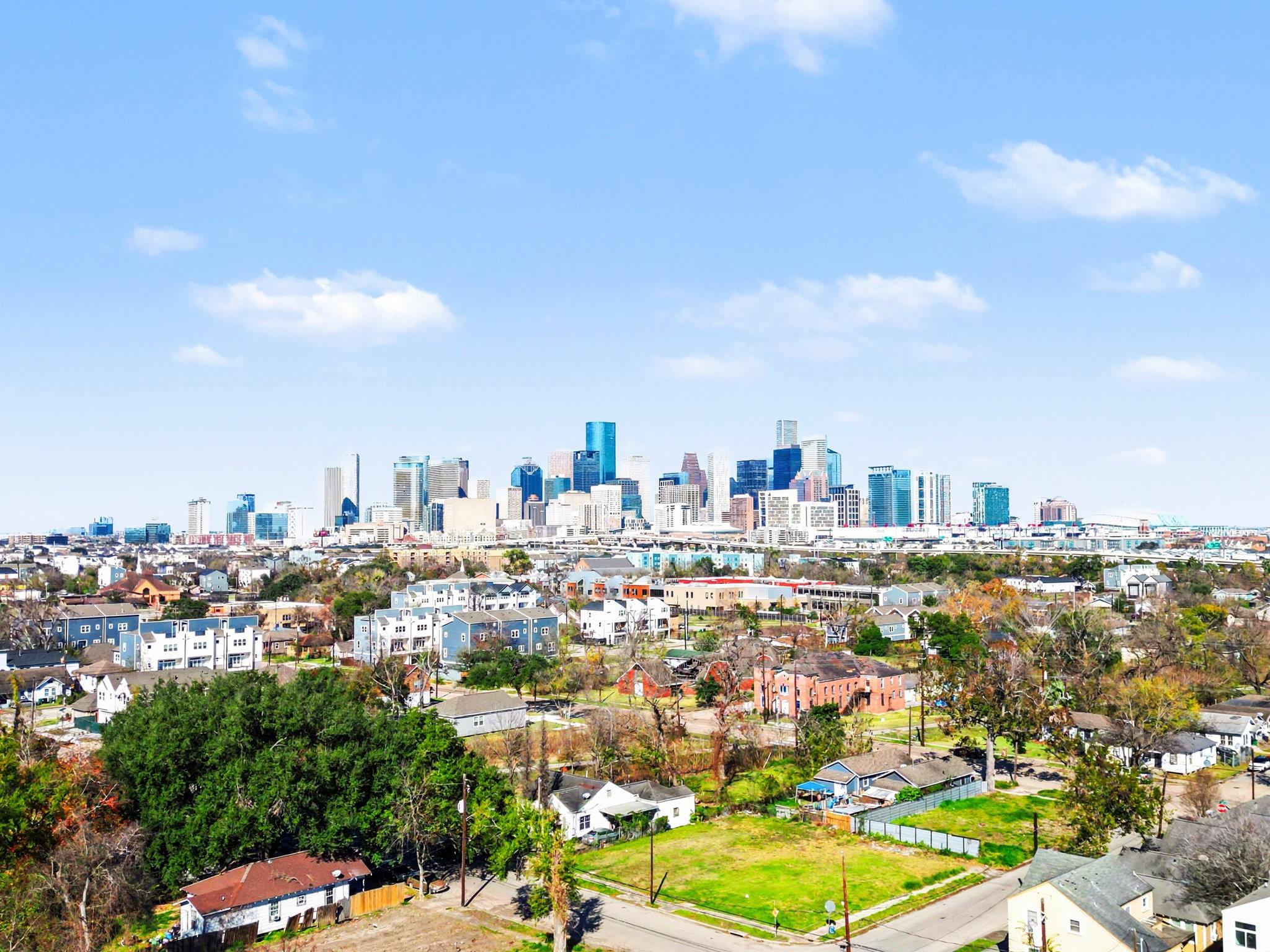 2802 Tierwester Street