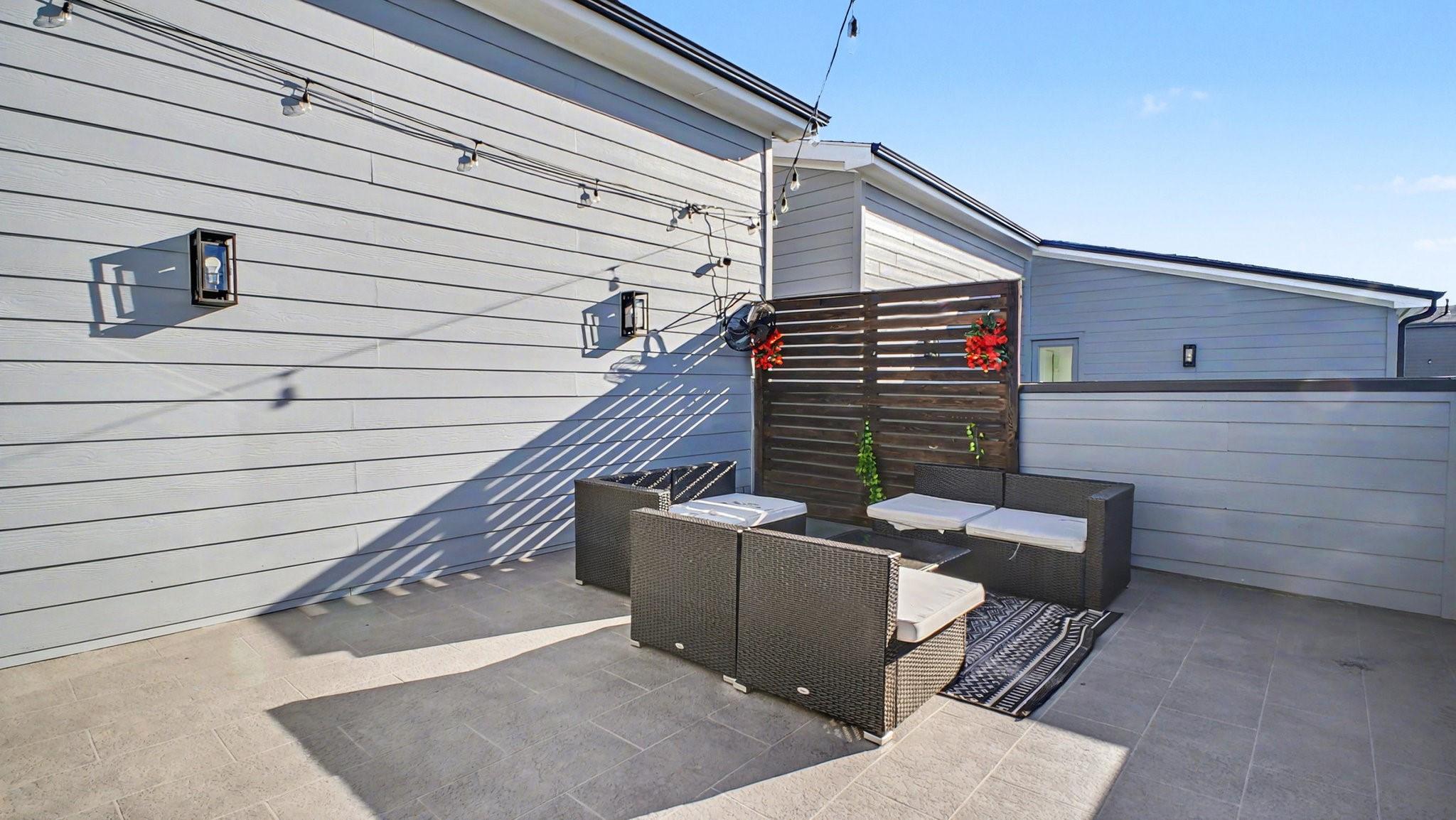 2802 Tierwester Street