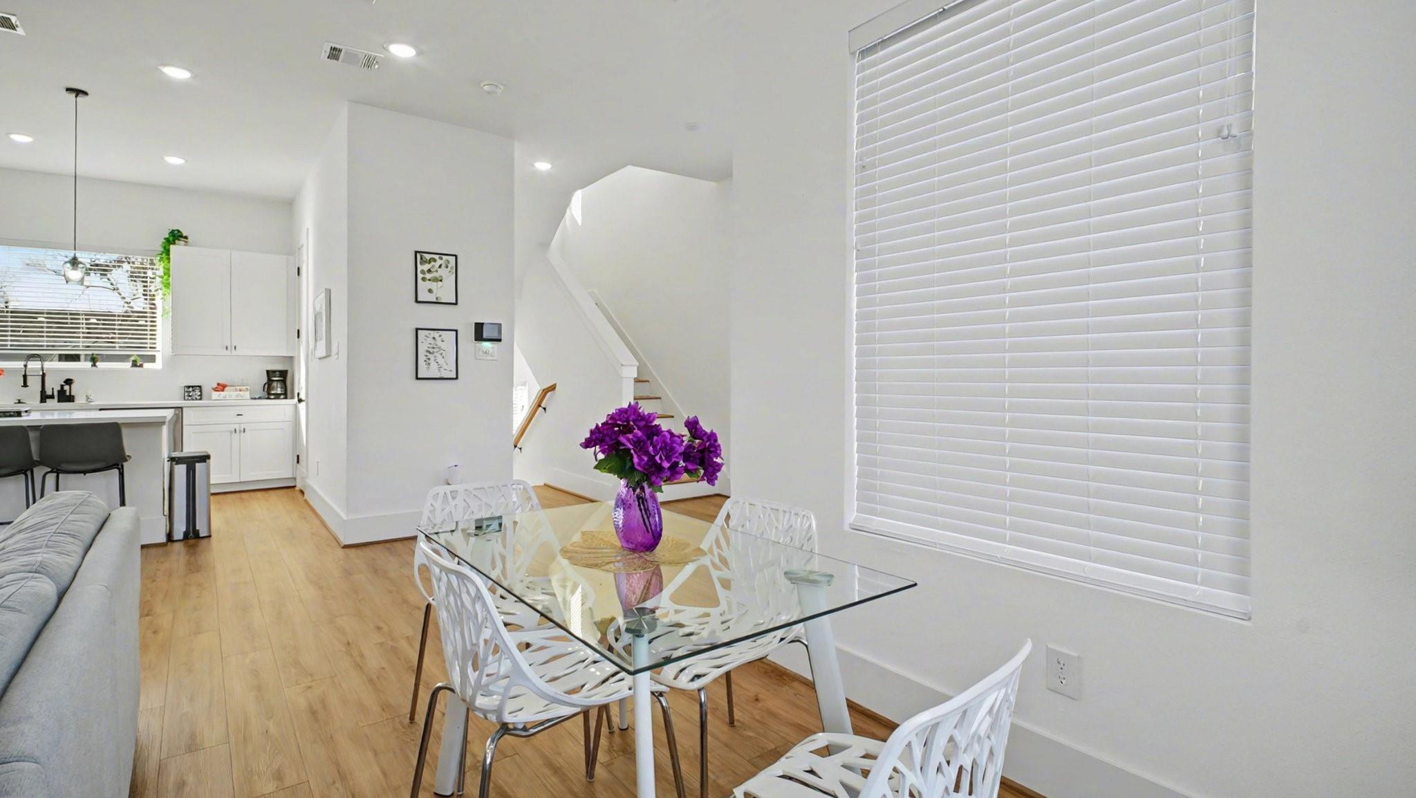 2802 Tierwester Street