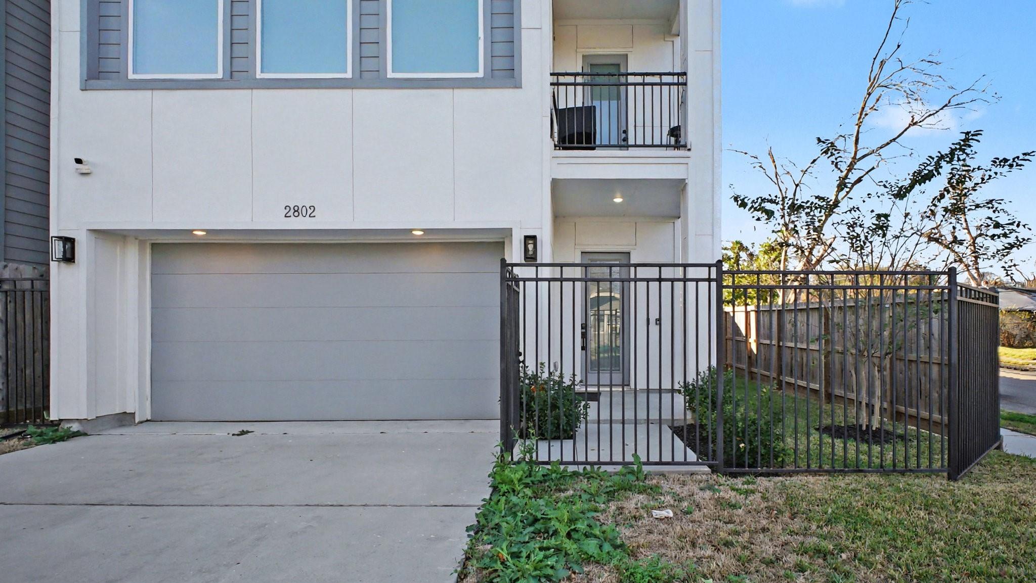 2802 Tierwester Street