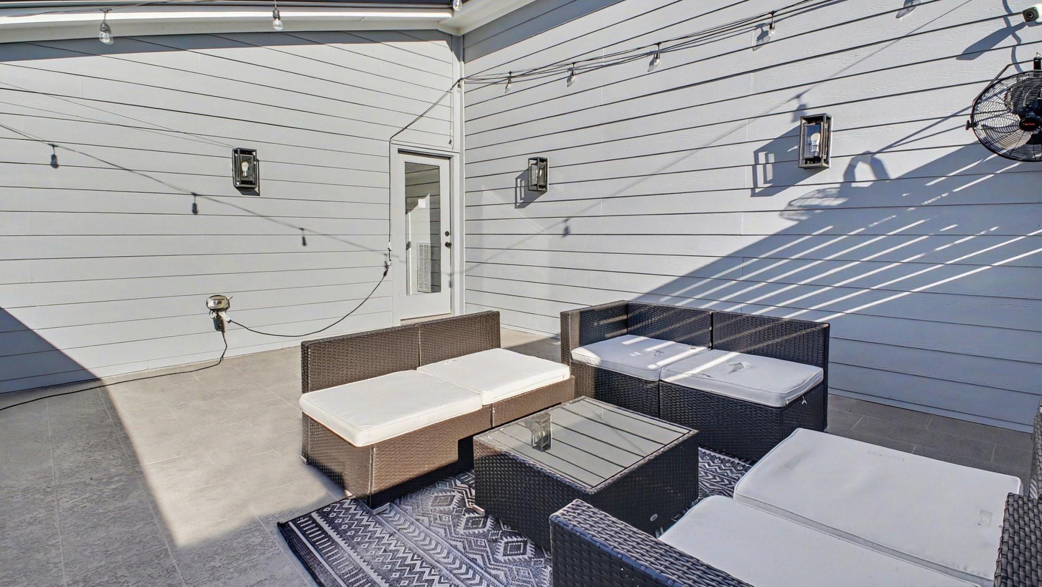 2802 Tierwester Street