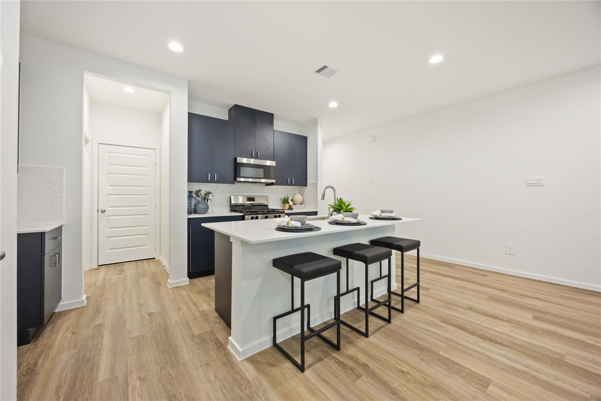 7709 Inwood Hills Lane