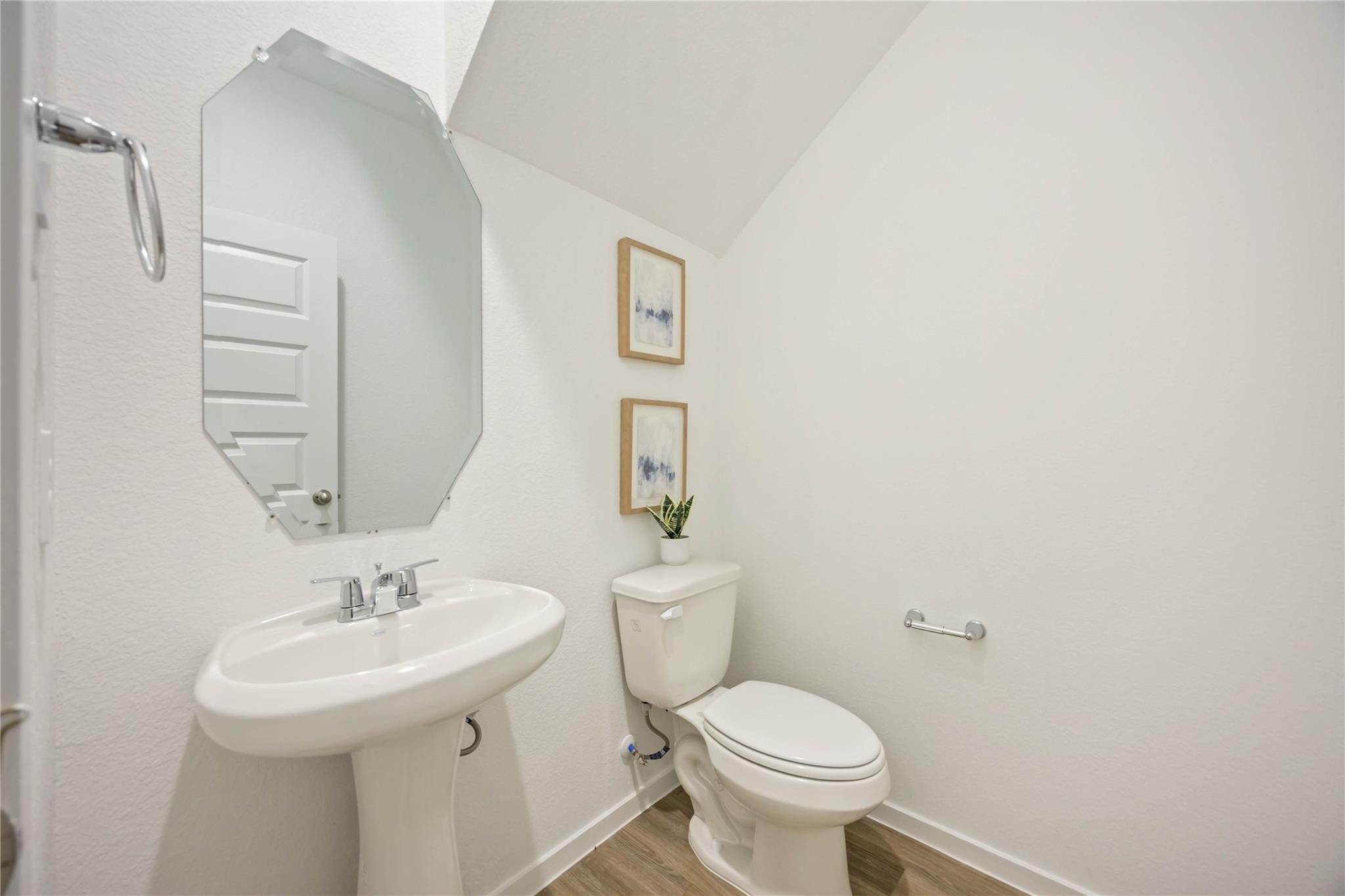 7709 Inwood Hills Lane