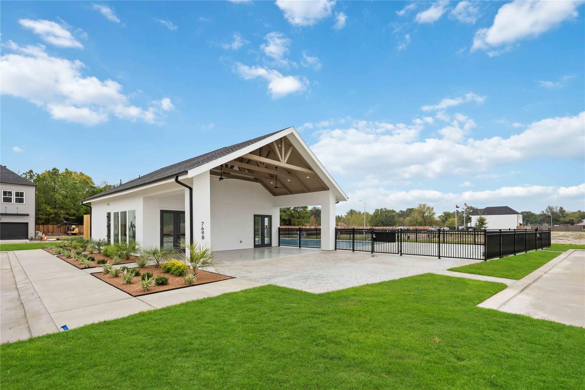 7709 Inwood Hills Lane