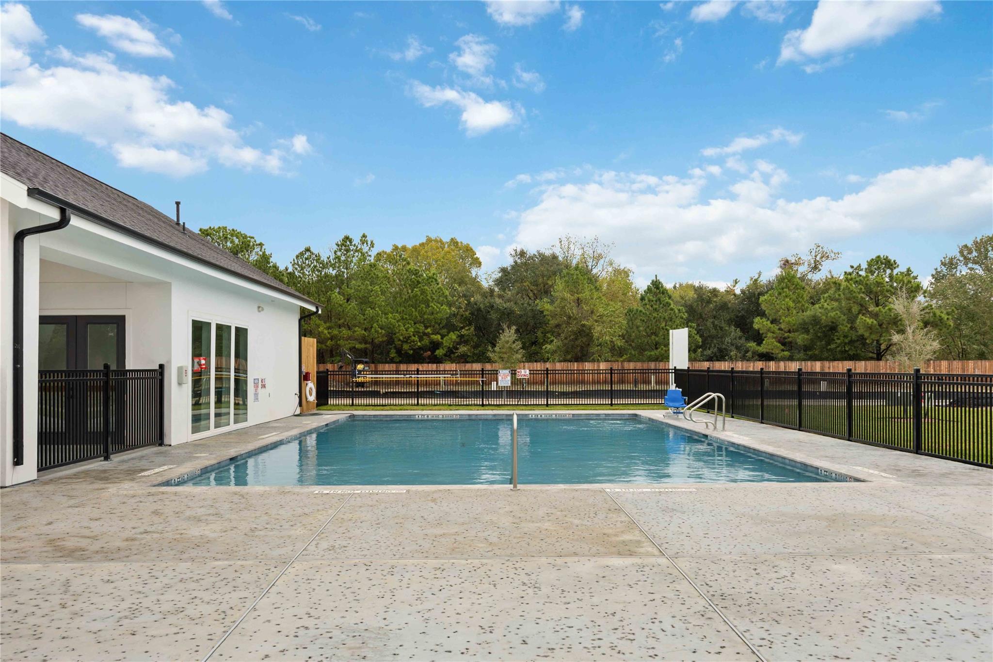 7709 Inwood Hills Lane