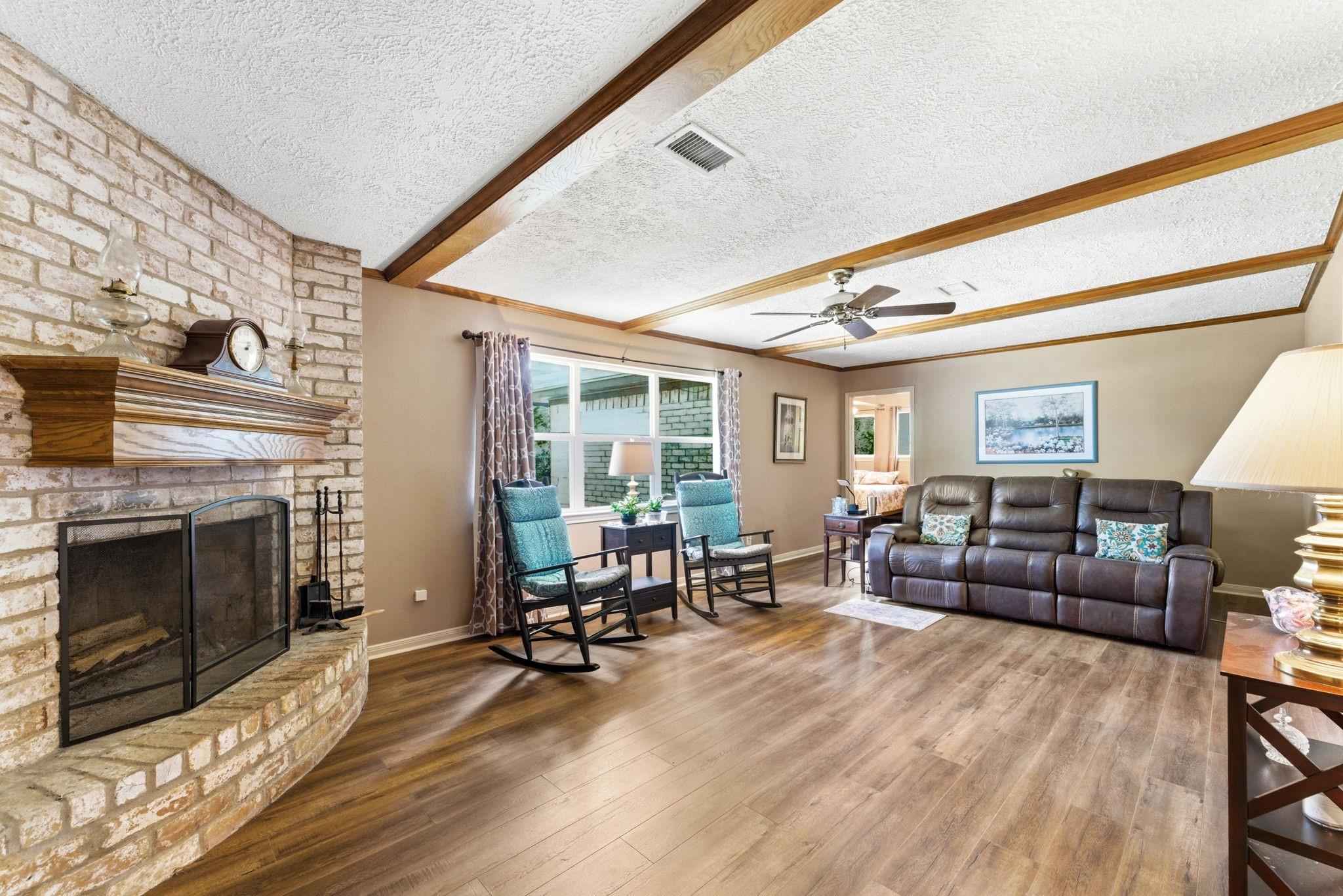 2354 Hickory Hollow Lane
