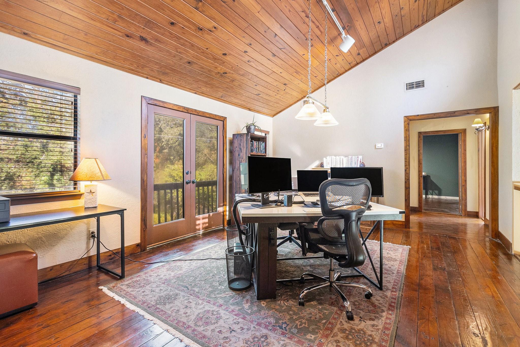 16011 Pebble Bend Drive, Houston