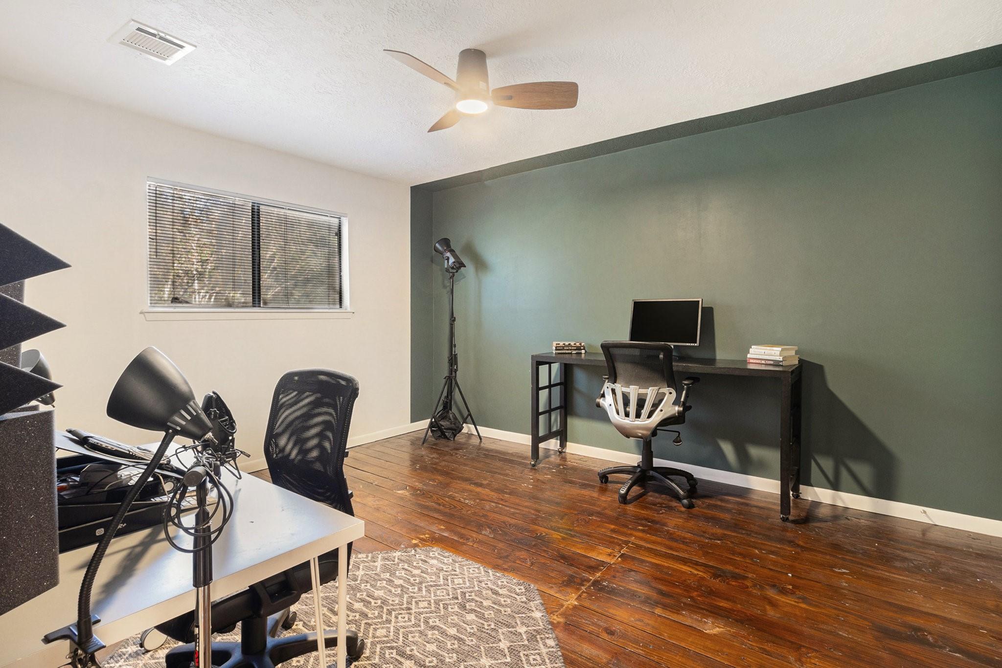 16011 Pebble Bend Drive, Houston