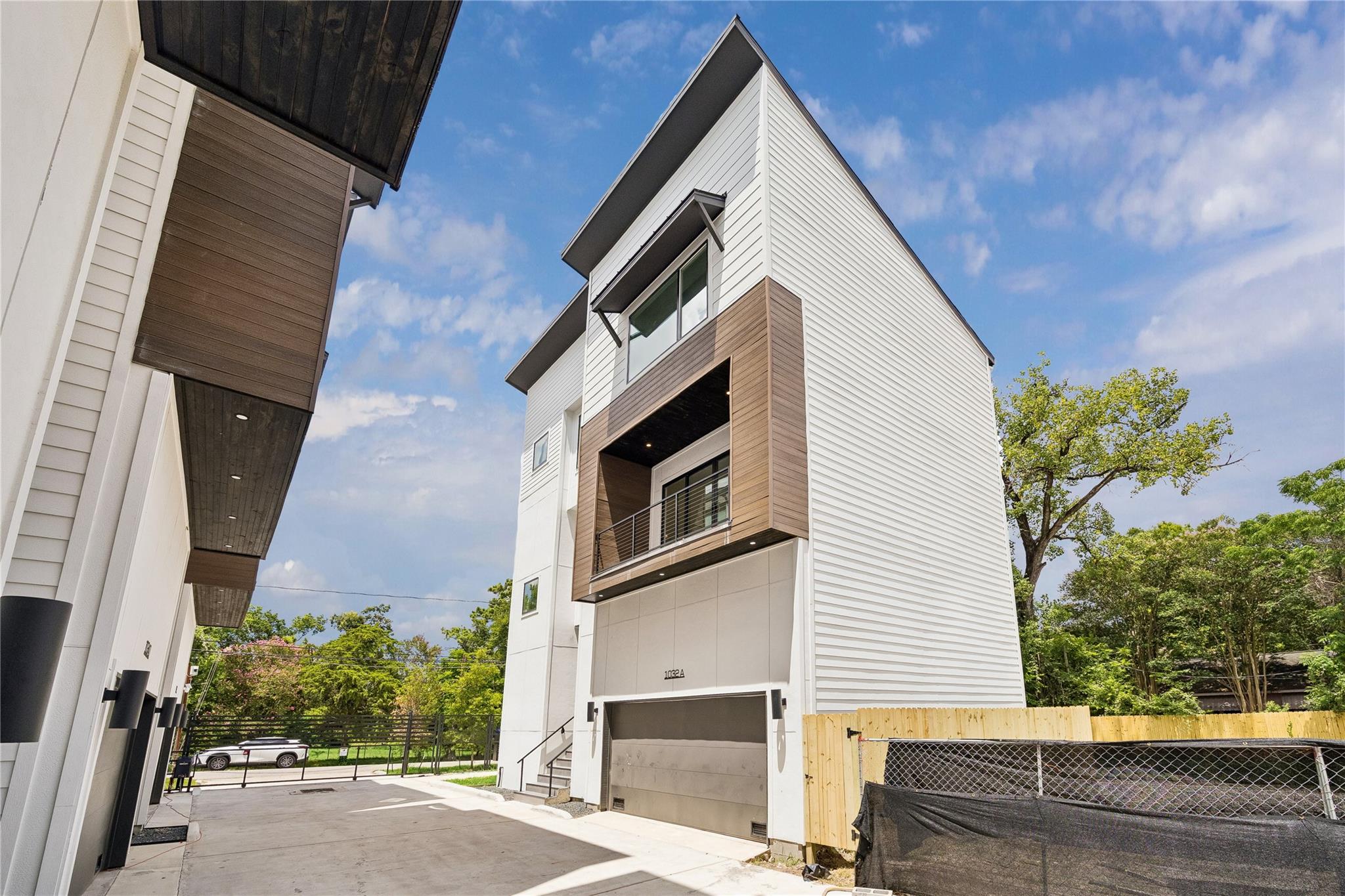 1032 W 17th Street # A