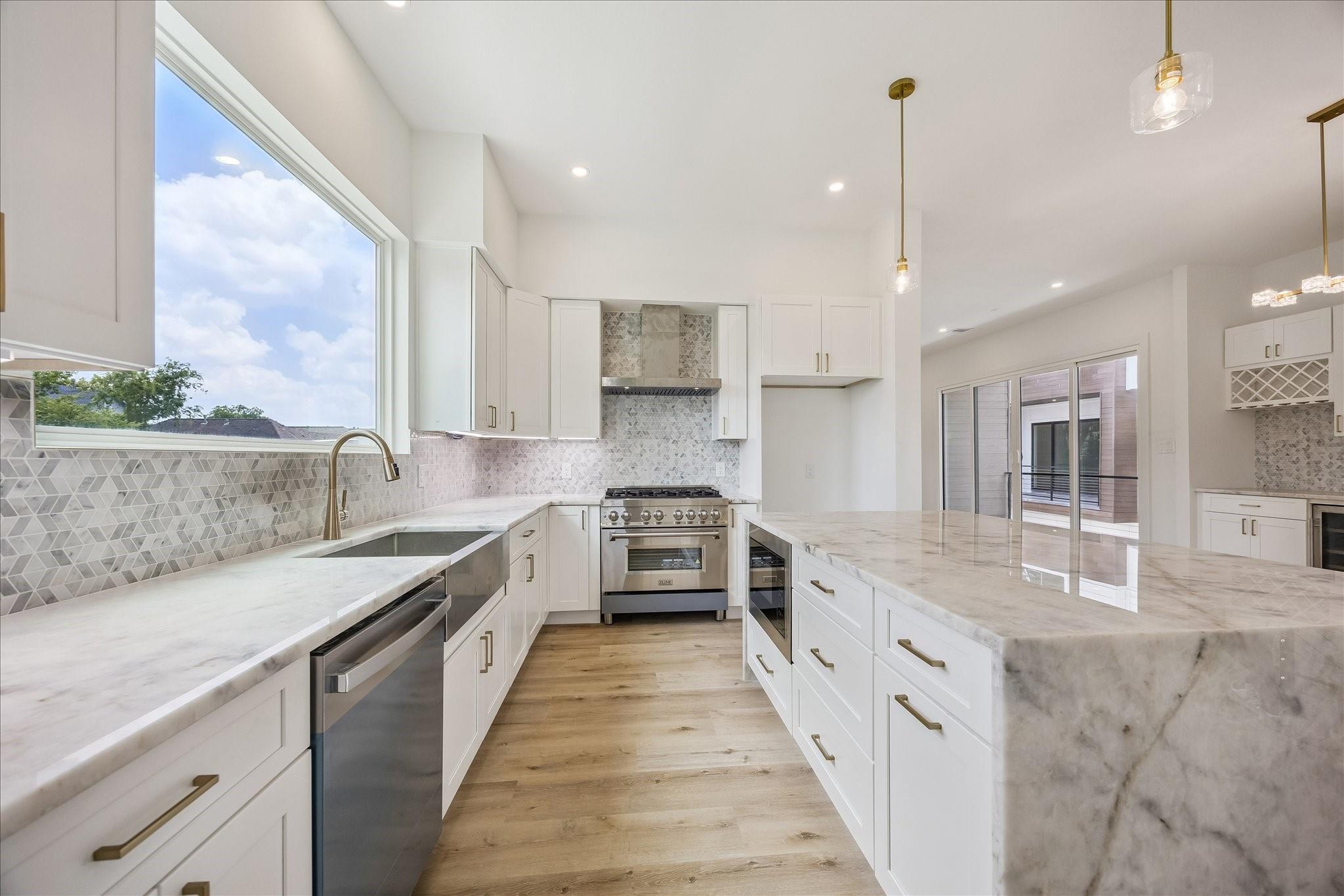 1032 W 17th Street # A