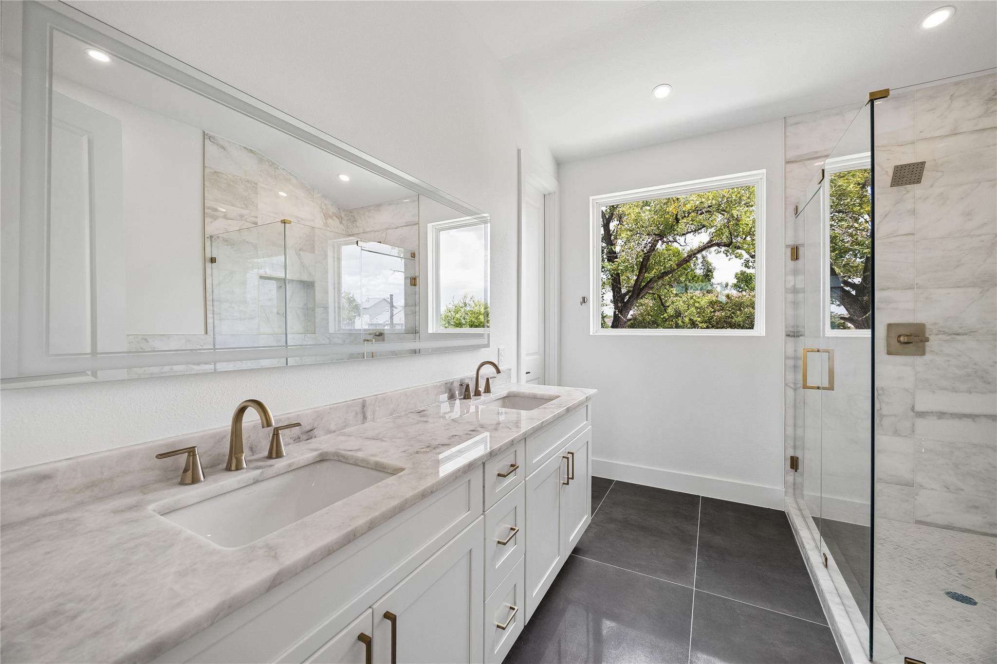 1032 W 17th Street # A