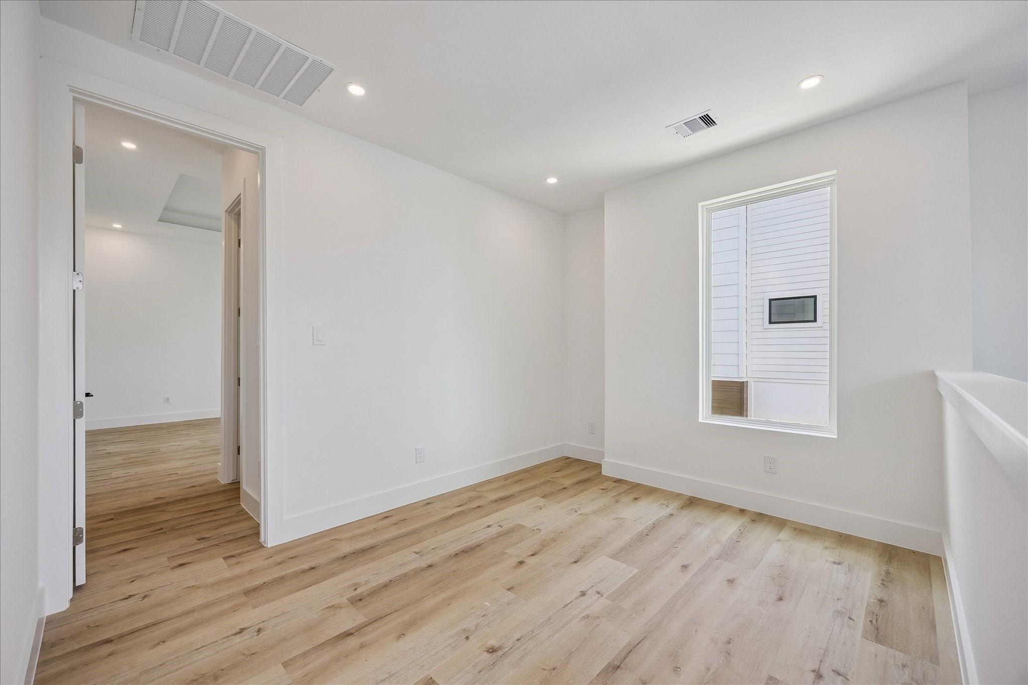 1032 W 17th Street # A