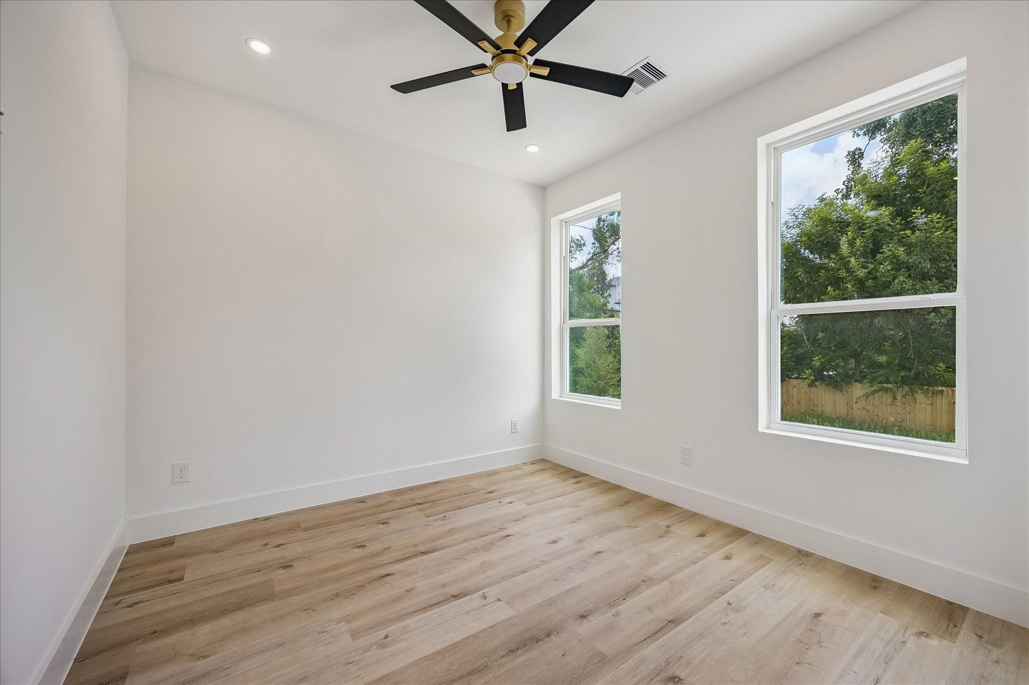1032 W 17th Street # A