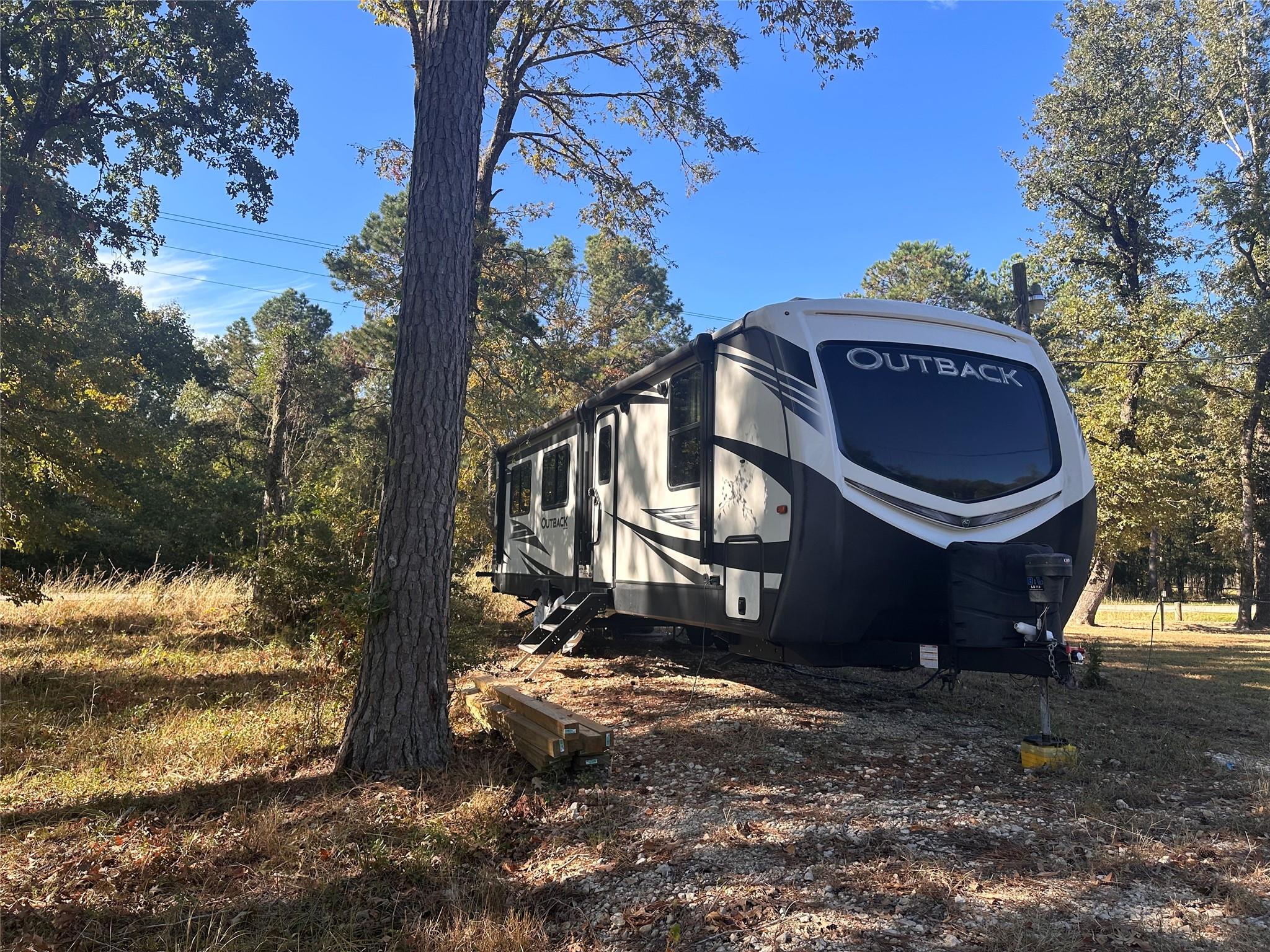 476 W Woodland Shores Drive, Point Blank