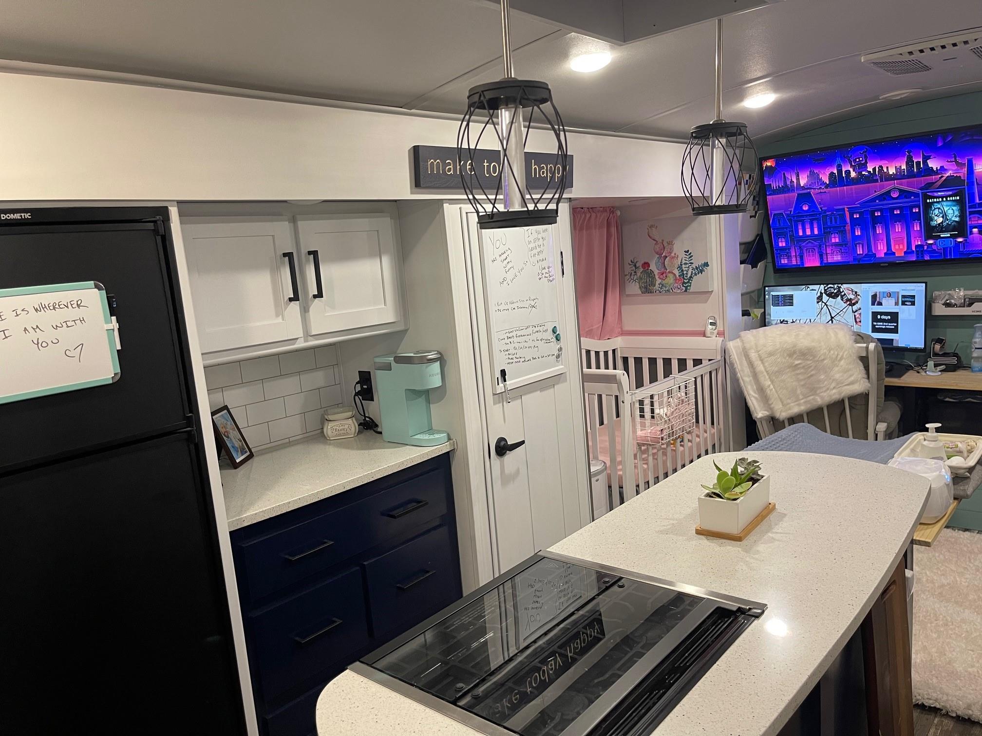 476 W Woodland Shores Drive, Point Blank