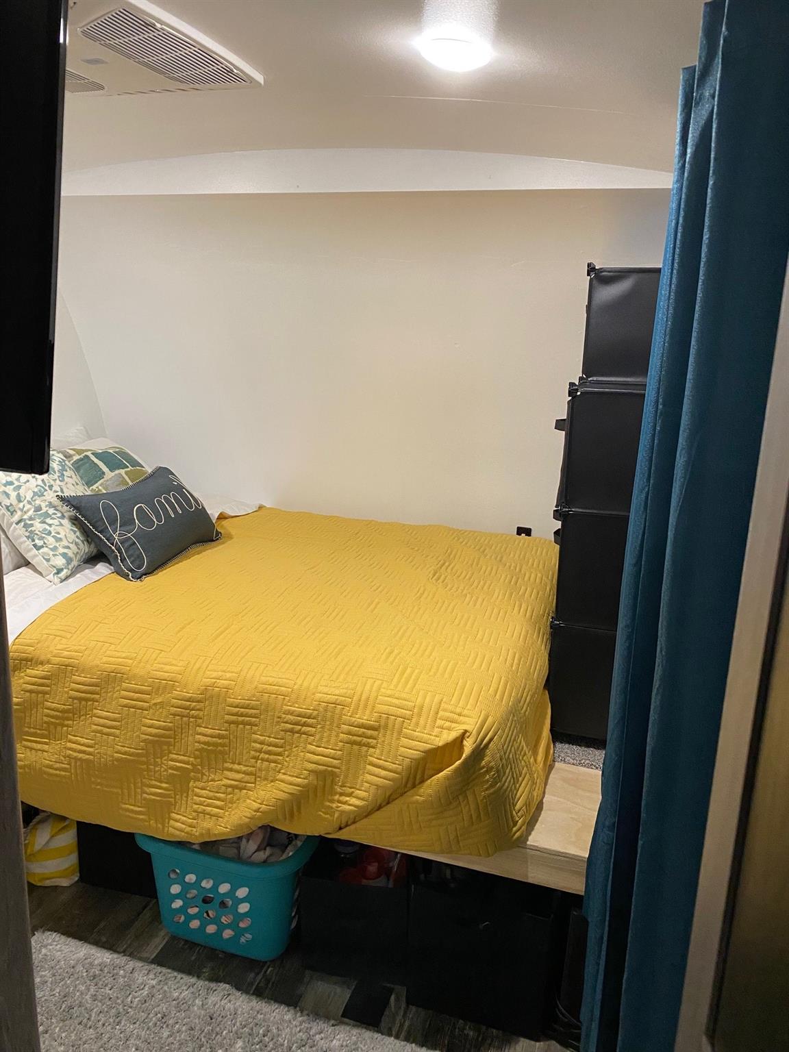 476 W Woodland Shores Drive, Point Blank