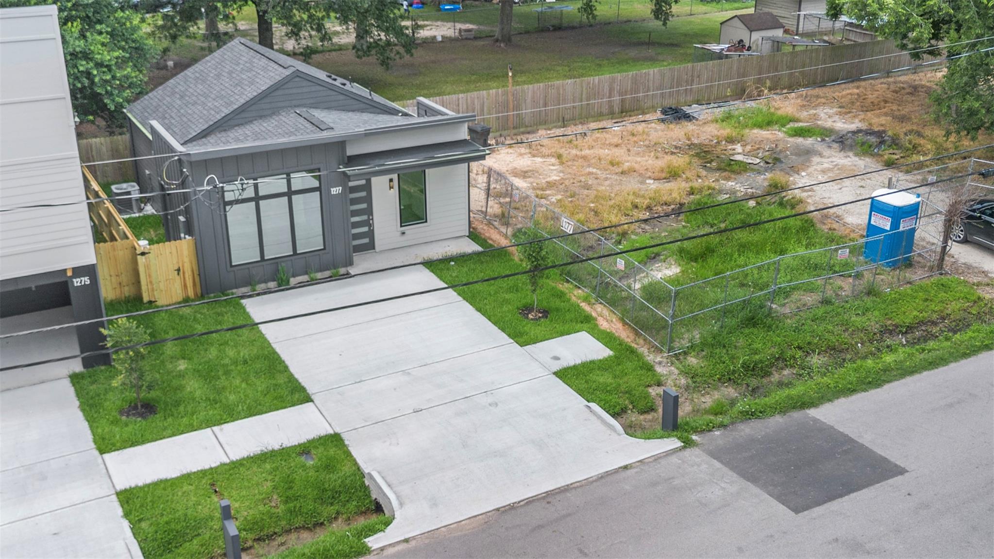 1277 Dewalt Street