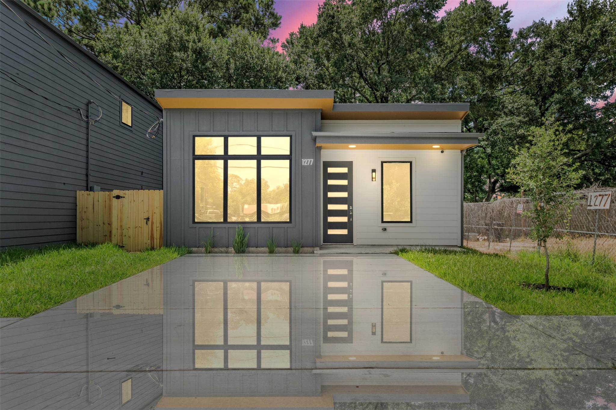 1277 Dewalt Street