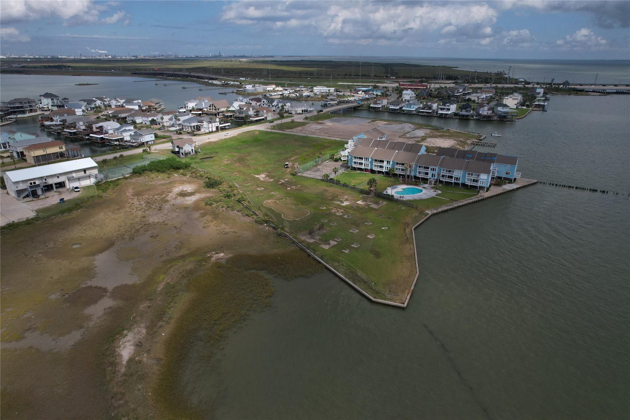 665 Tiki Drive # 515