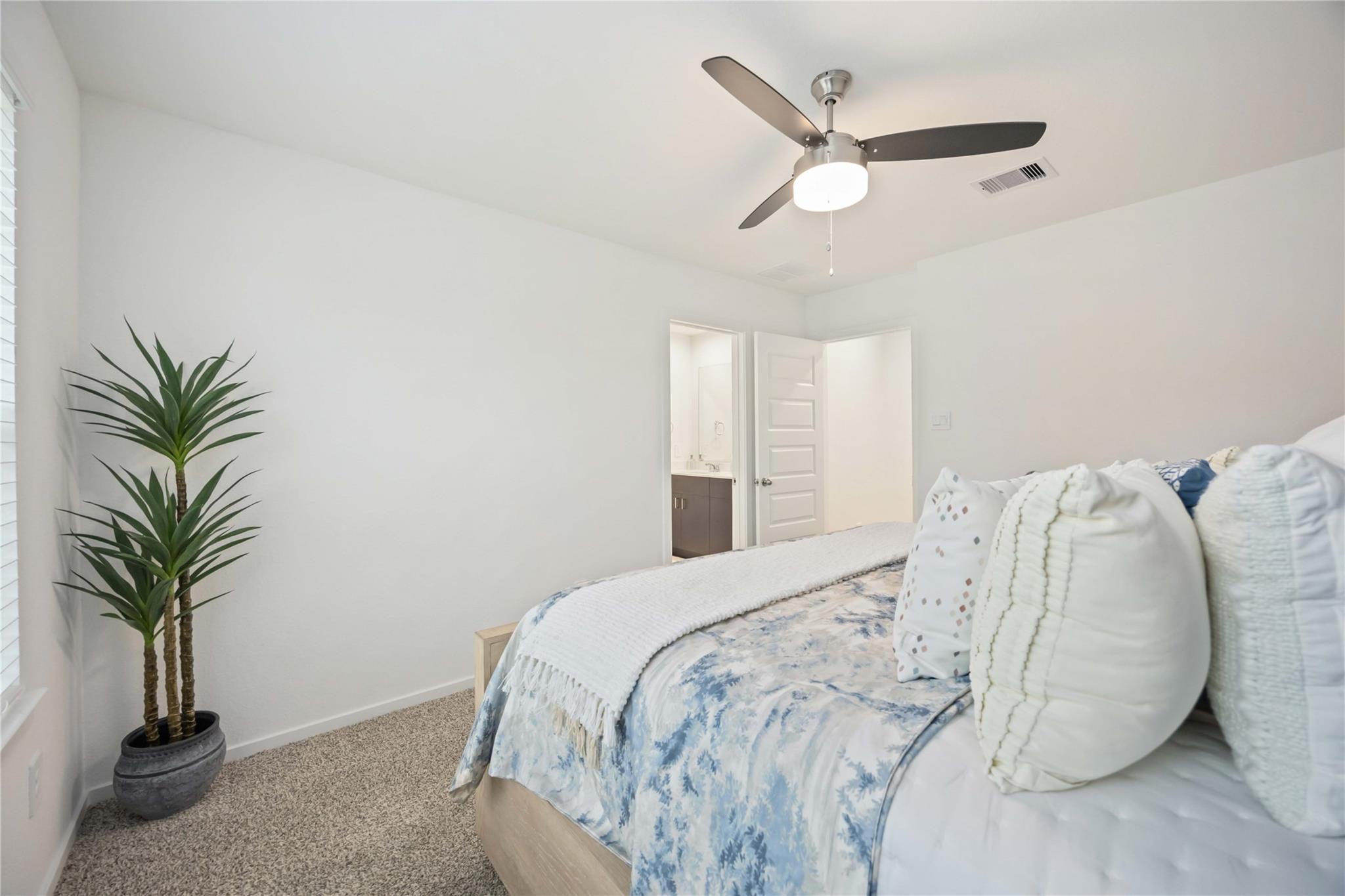 7718 Inwood Grove Lane