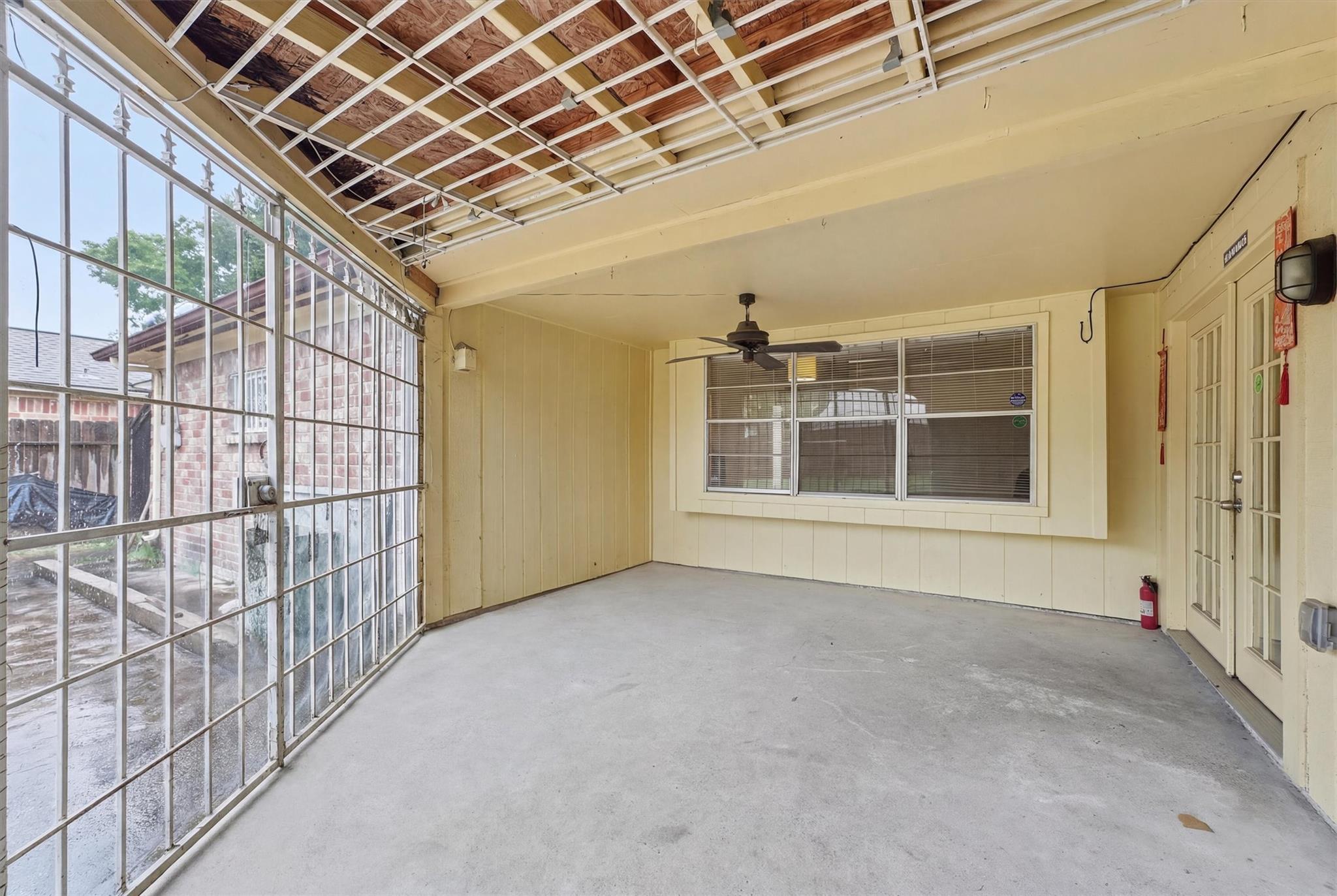 12126 Pine Knoll Drive