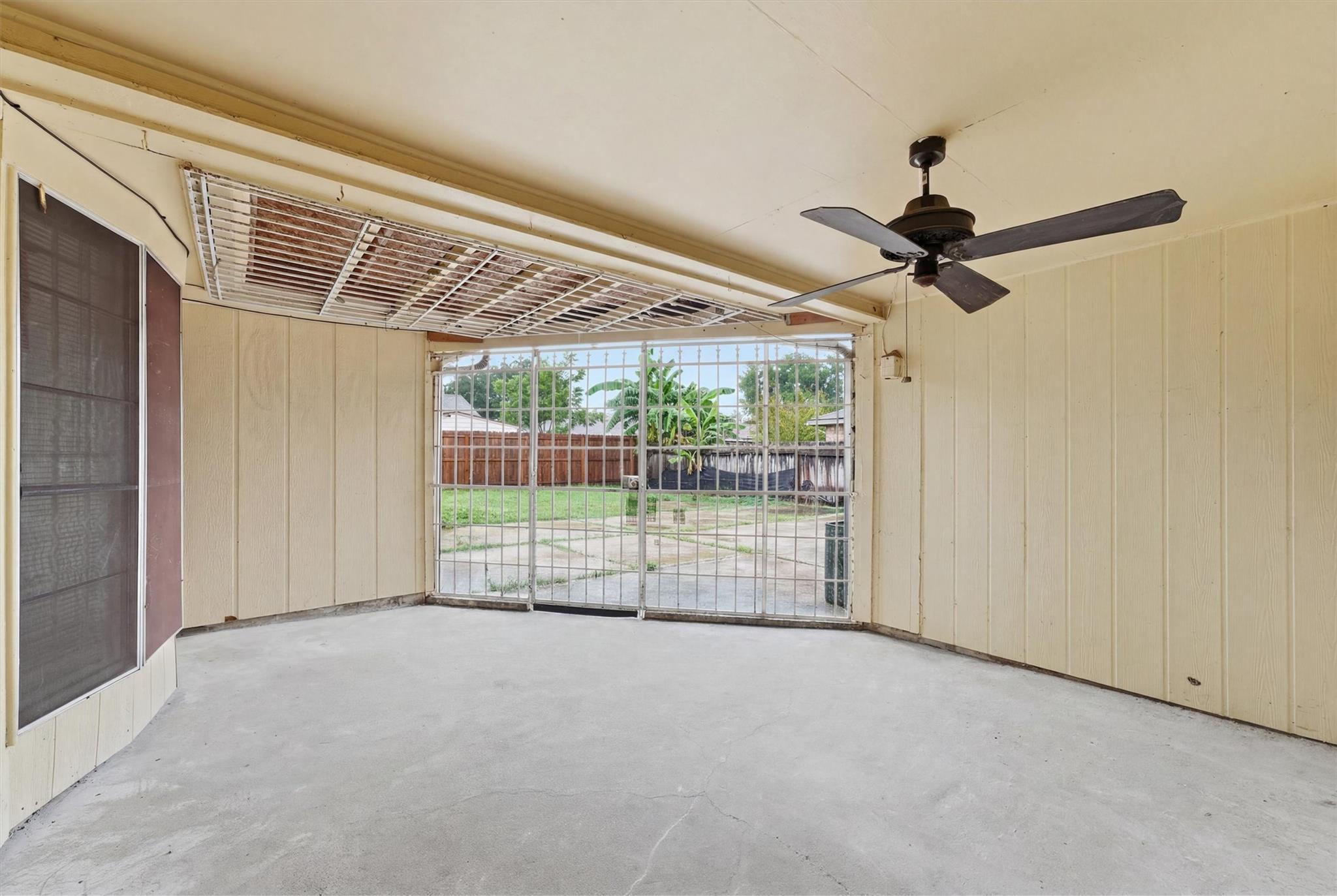 12126 Pine Knoll Drive