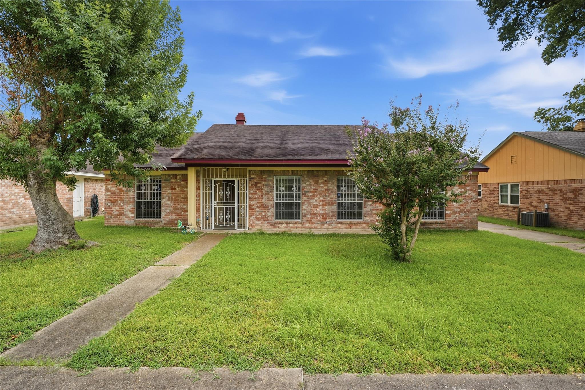 12126 Pine Knoll Drive