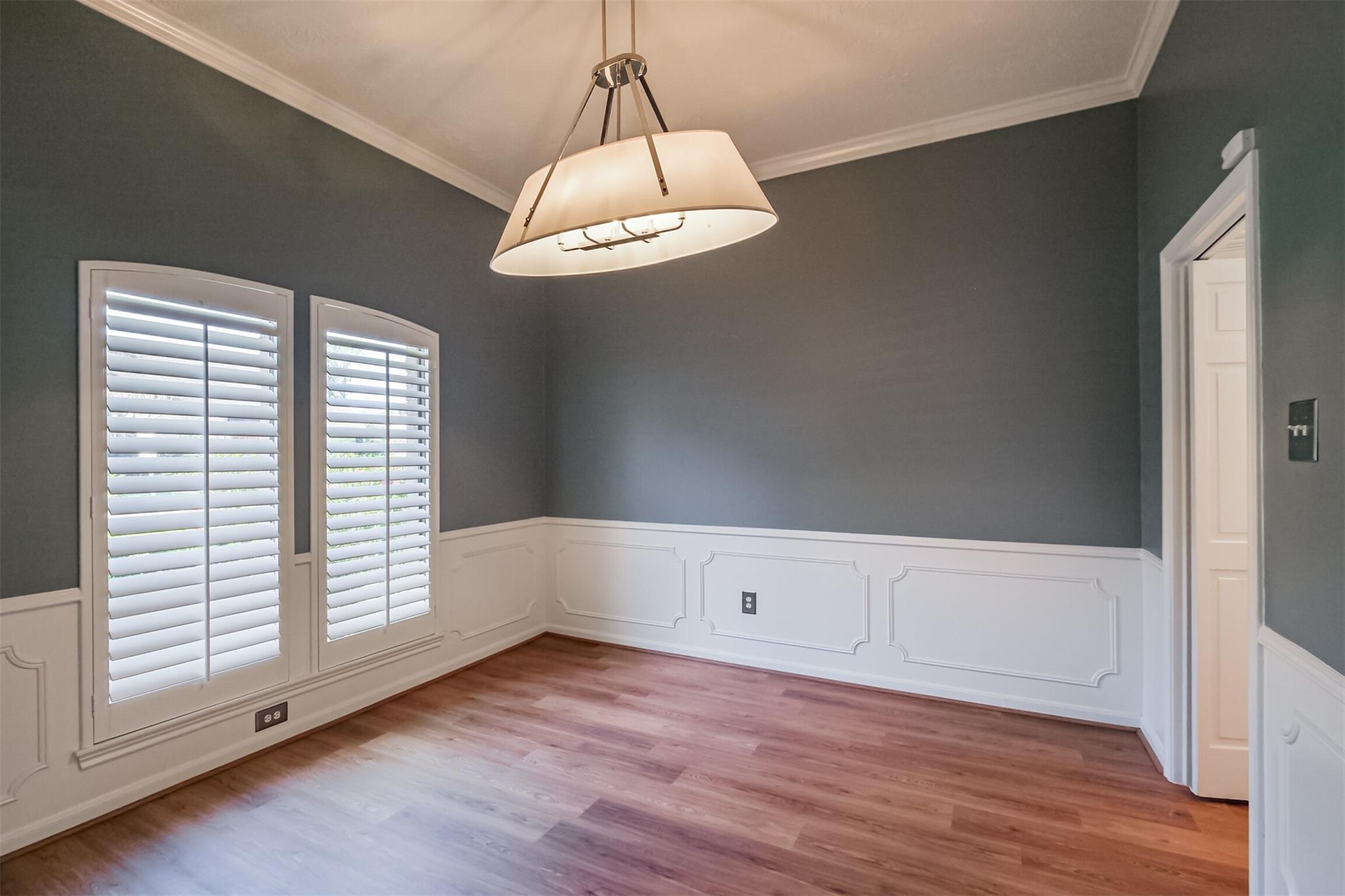 1715 Woodland Park Drive