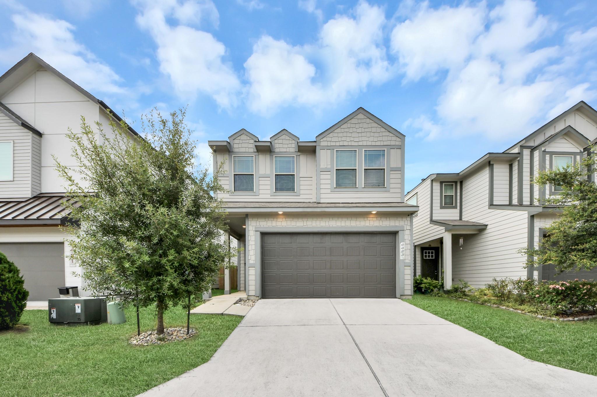 4423 Santorini Lane