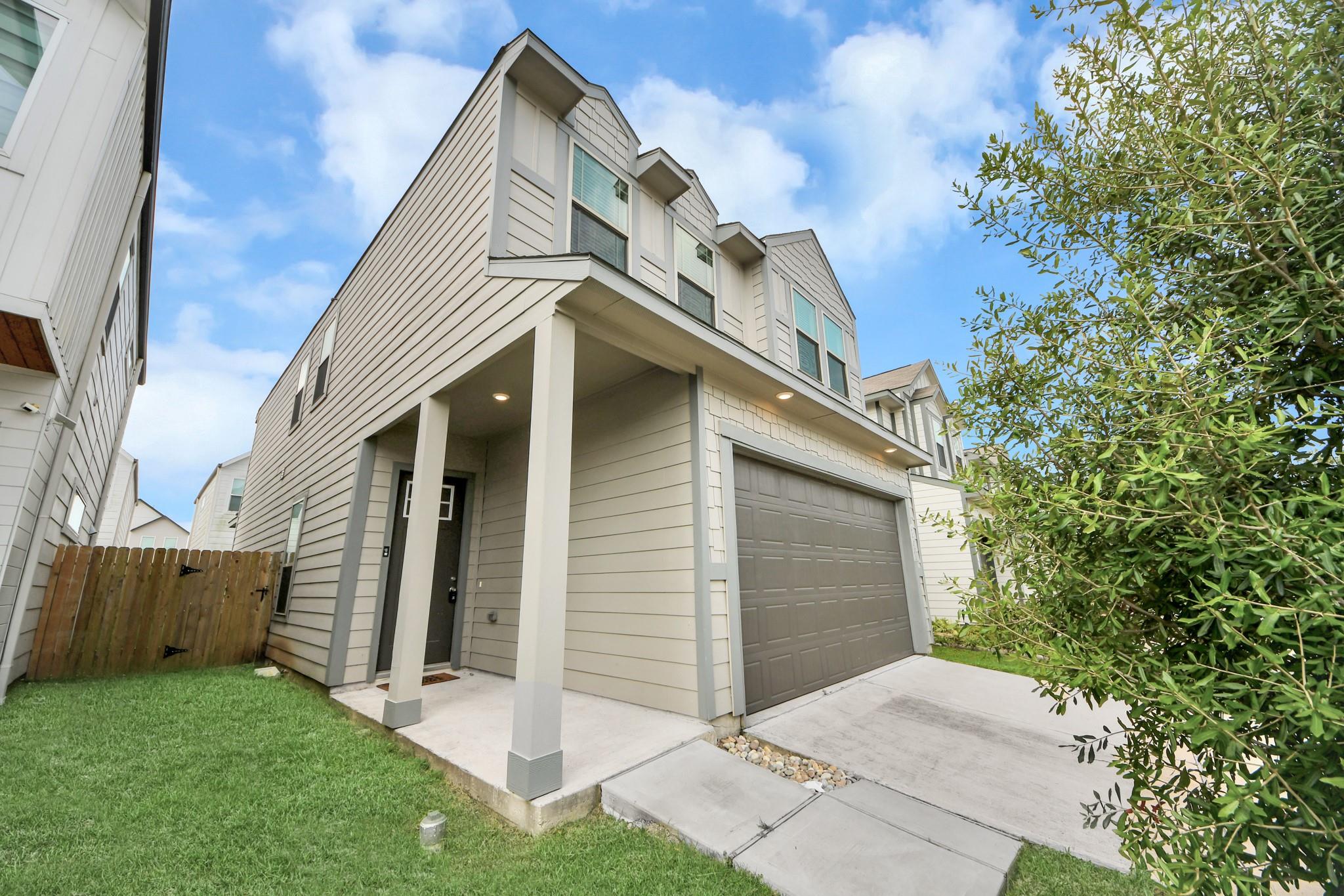 4423 Santorini Lane