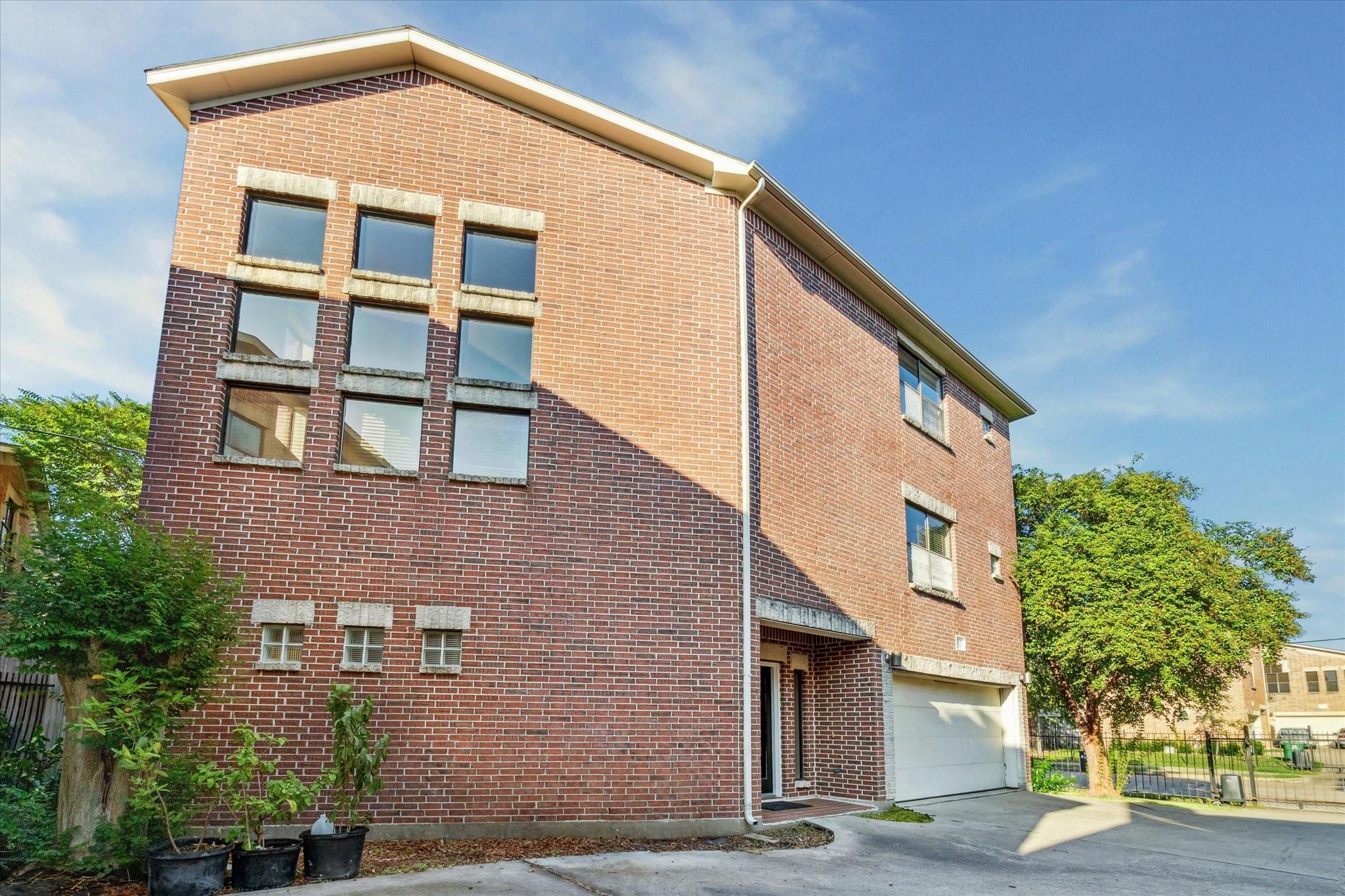 9710 Riddlewood Lane